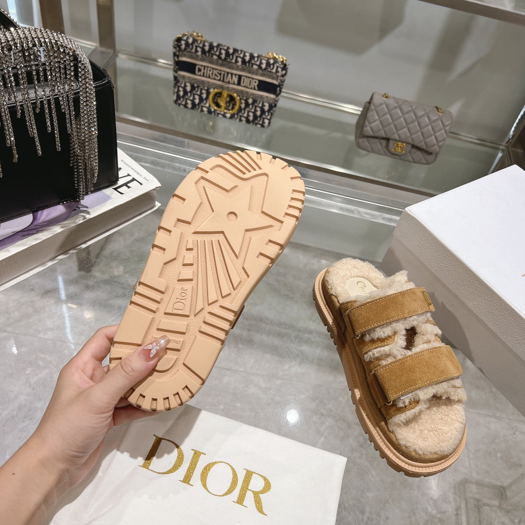 Luxury Dior DIORact Slide 40mm In Caramel Suede 996358