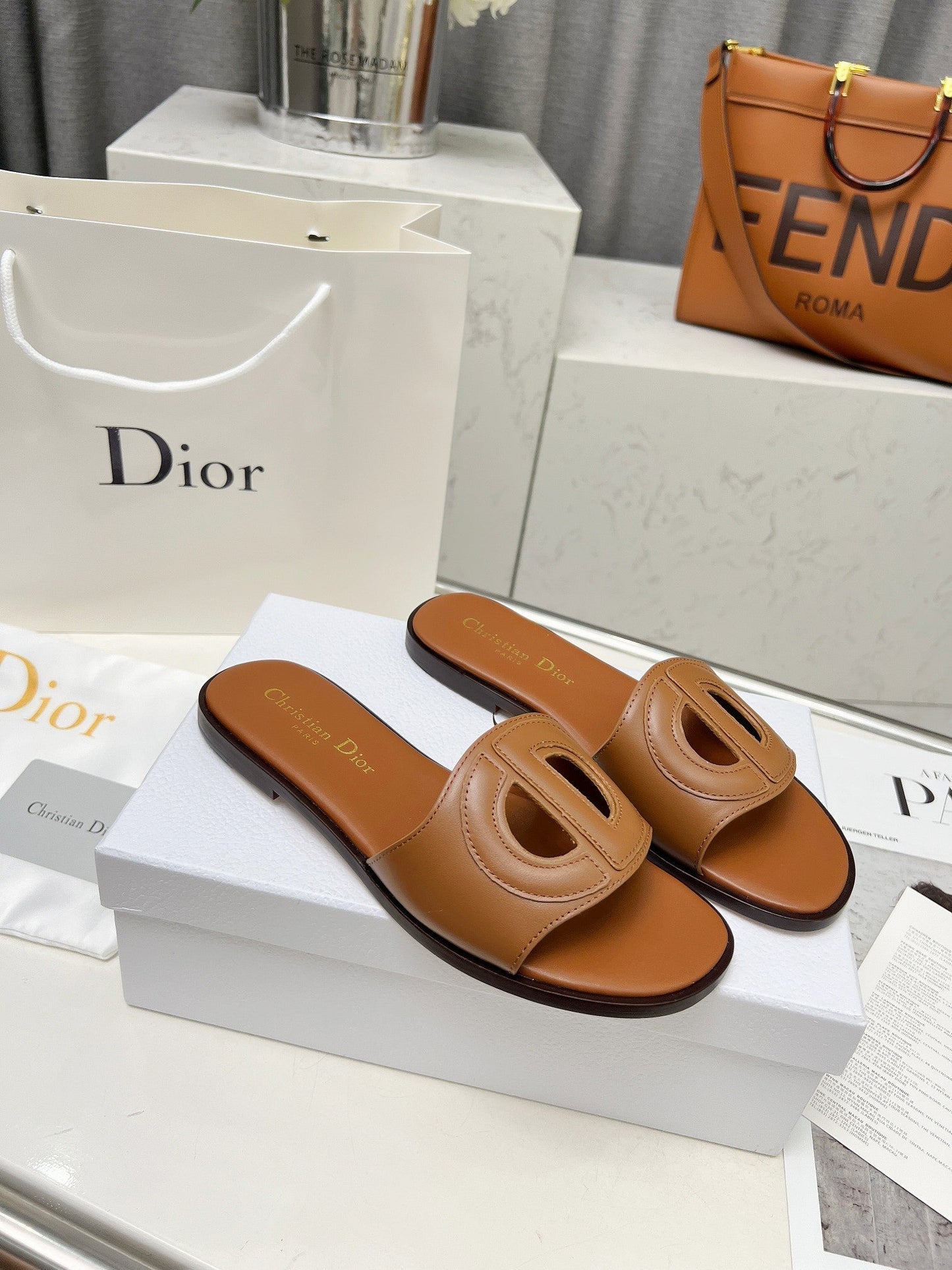 Luxury Dior25 D-Club Slide Calfskin