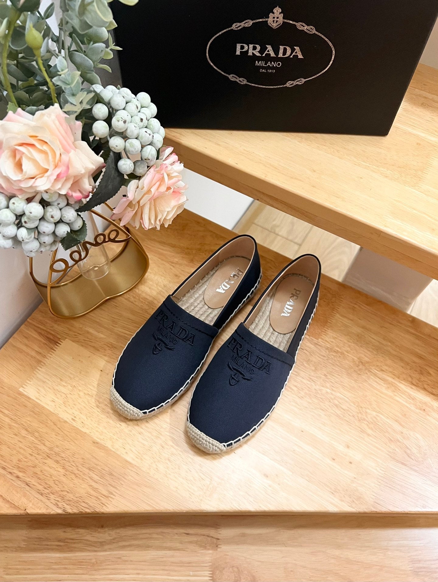 Luxury Pradaespadrilles denim canvas
