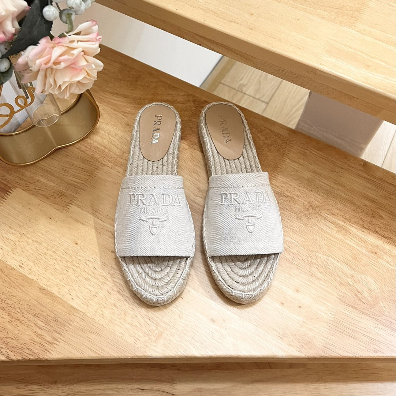 Luxury PradaSlide 20 Beige Velvet Sole Raffia