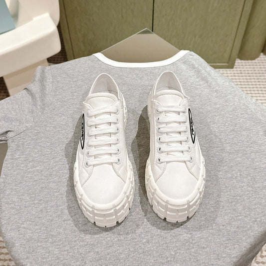 Luxury PradaDOUBLE WHEEL RE-NYLON GABARDINE SNEAKERS WHITE CALFSKIN