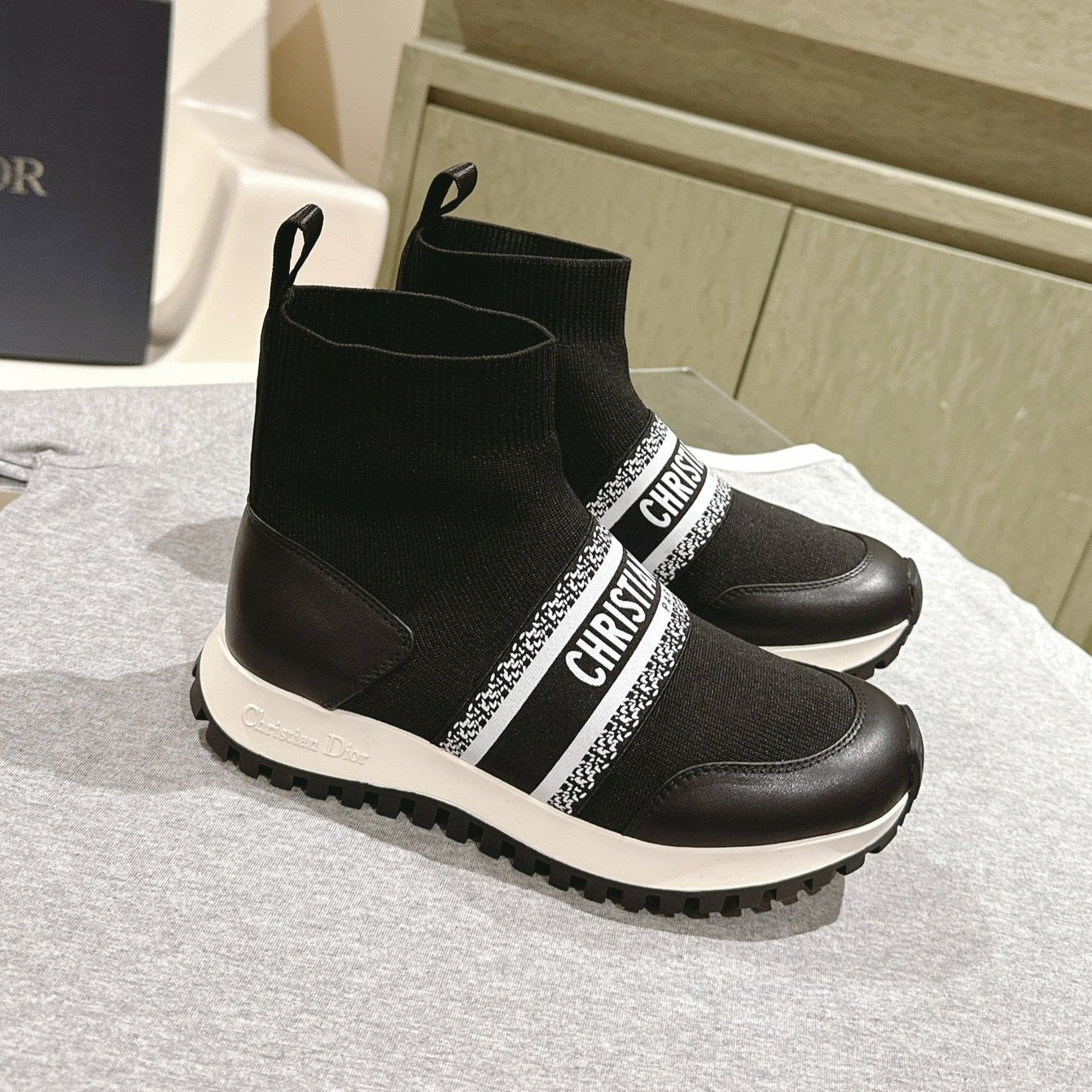 Luxury DiorHigh-Top Sneaker 40mm Black Stretch Wool And Lambskin