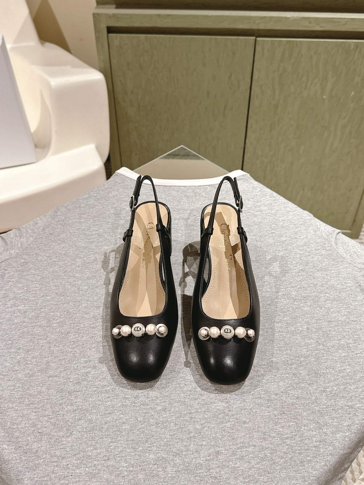 Luxury Dior25 Slingback Heels Cowhide 241760
