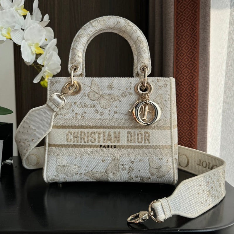 Luxury Diormedium lady 24 white beige embroidery canvas