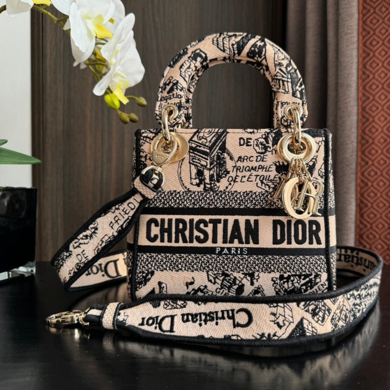 Luxury Diormini 17cm black pink embroidery canvas