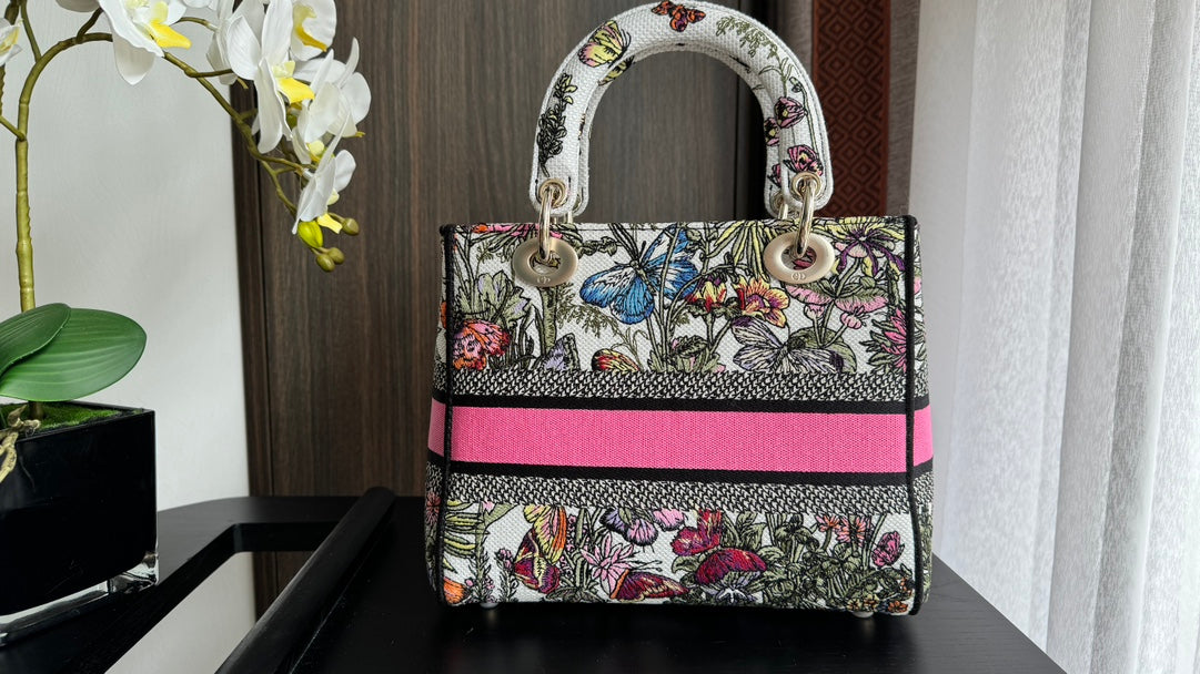 Luxury Diormedium lady 24 black pink flower embroidery