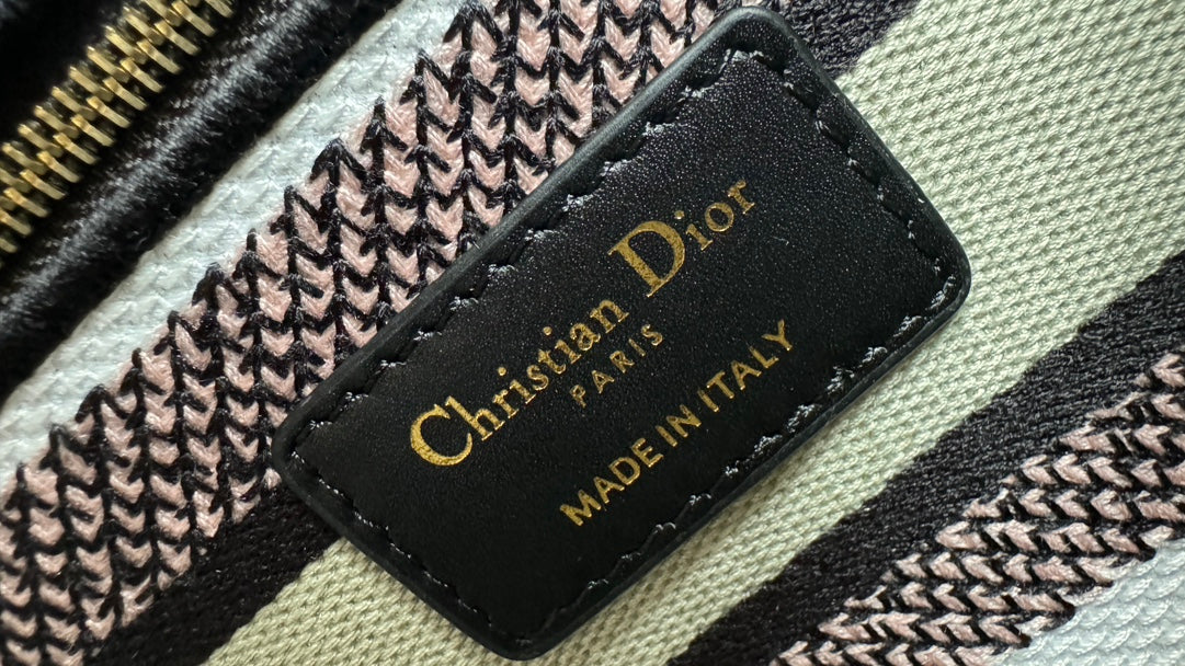 Luxury Diormedium lady 24 multicolor flower embroidery