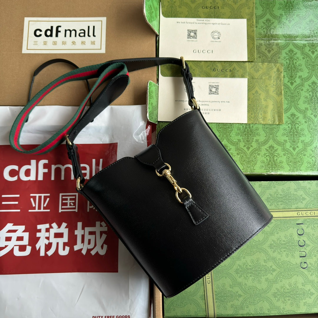 Luxury Gucci MINI BUCKET SHOULDER BAG 20 IN BLACK CALFSKIN GOLD HARDWARE