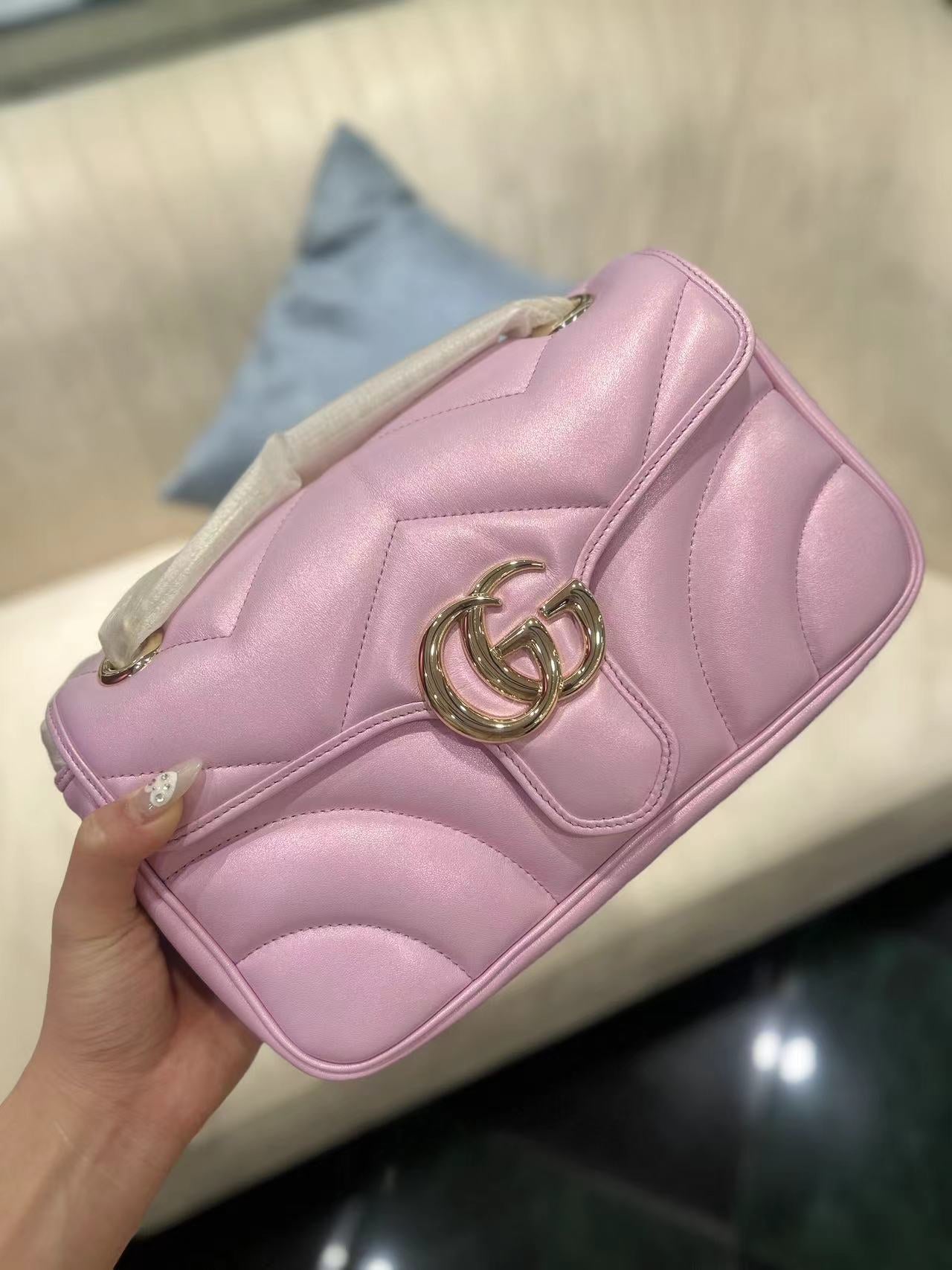 Luxury Gucci GG MARMONT 26 MEDIUM SHOULDER BAG LIGHT PINK CALFSKIN