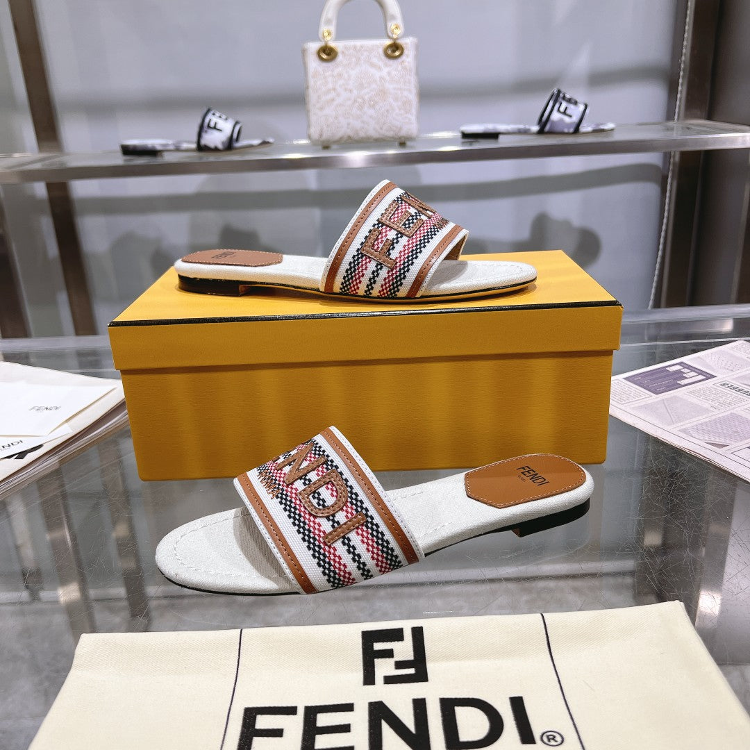 Luxury FendiFF Women Signature Slides Tan White Canvas Slide