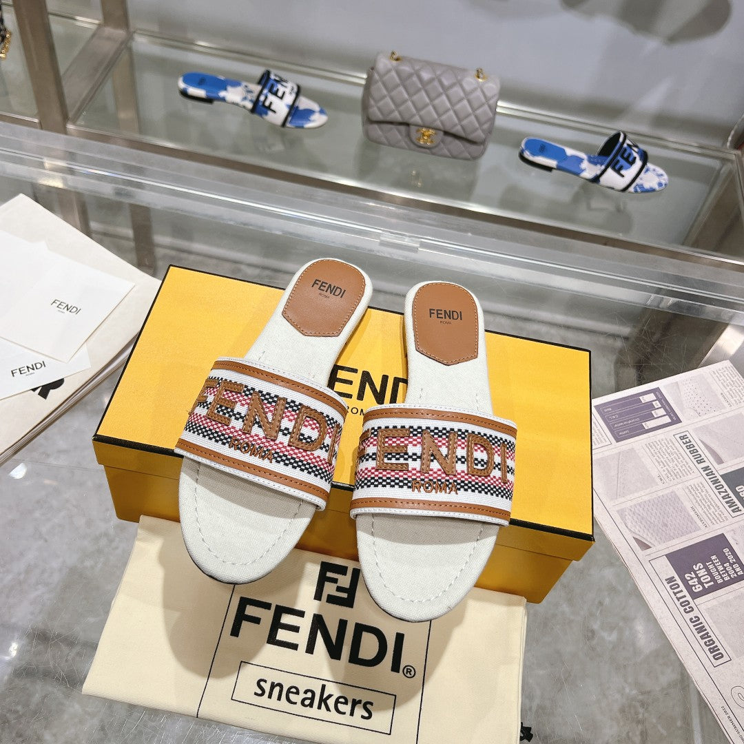 Luxury FendiFF Women Signature Slides Tan White Canvas Slide