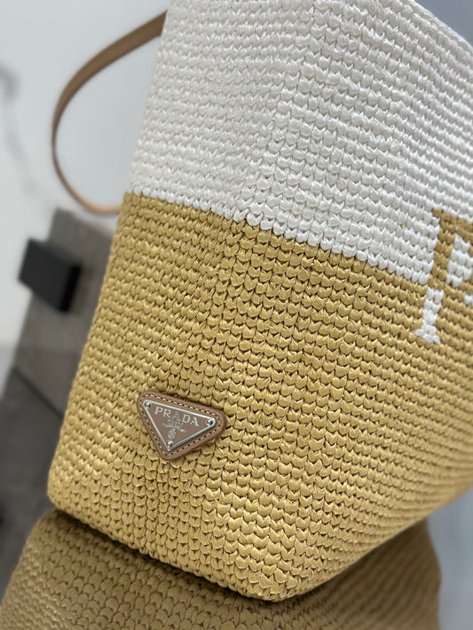 Luxury PradaLARGE TOTE BAG 37 IN WHITE MIX BEIGE RAFFIA AND BROWN CALFSKIN HANDLE