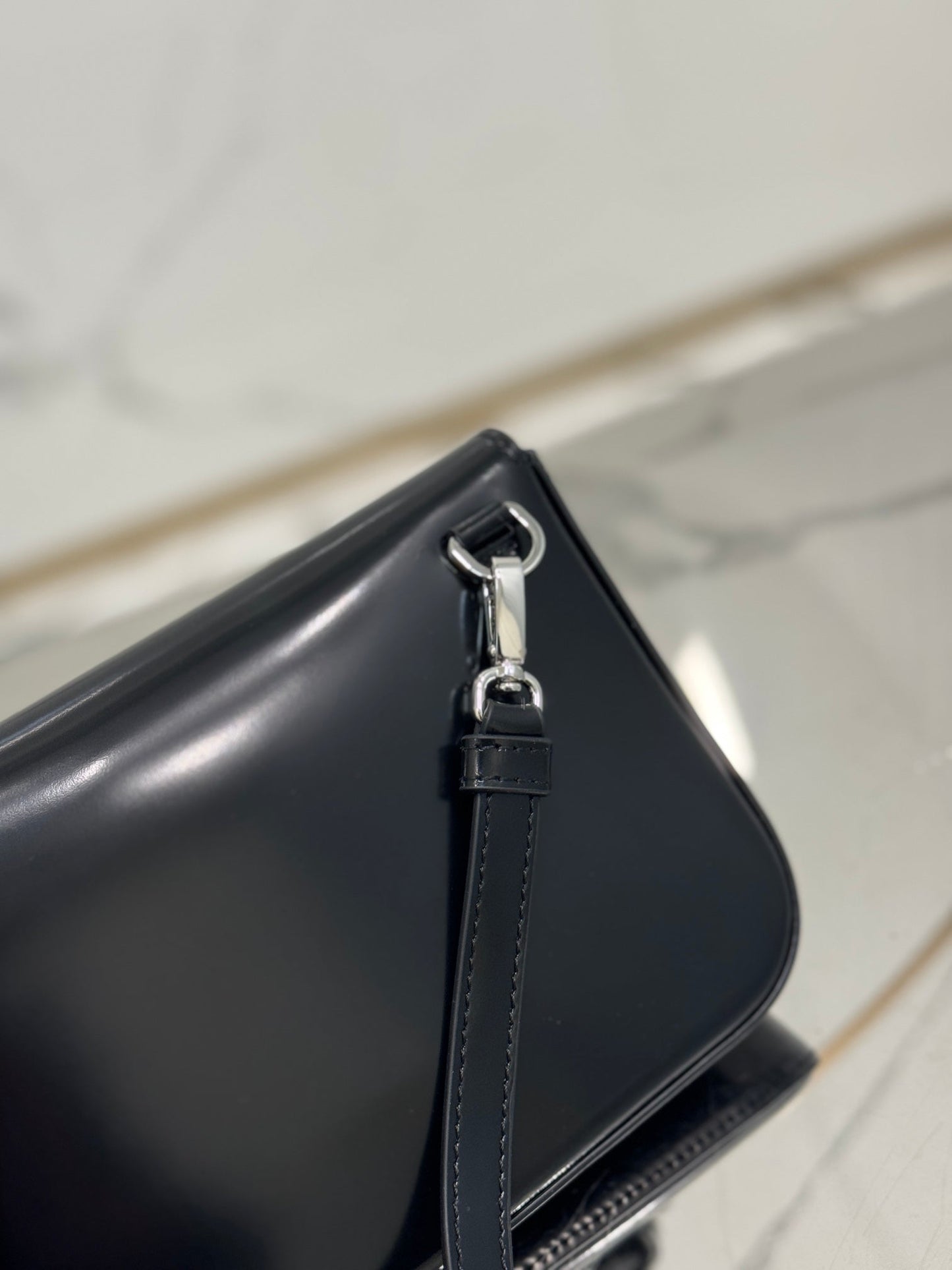 Luxury PradaFLAP BAG 18 IN BLACK SHINY CALFSKIN
