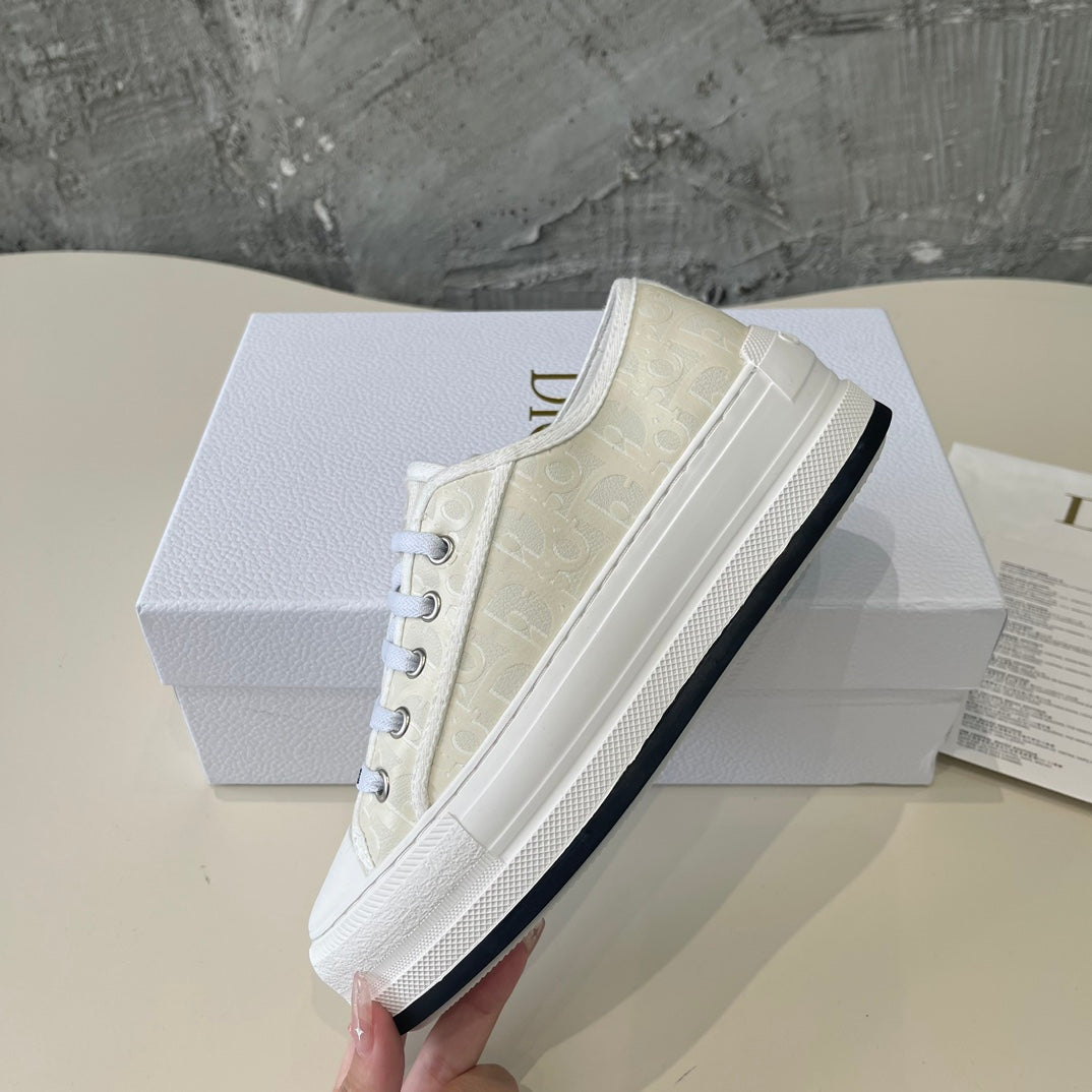 Luxury Diorwalkn cream oblique printed canvas
