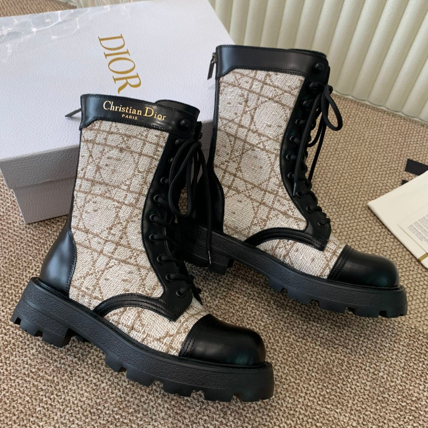 Luxury DiorD-Unit Ankle Boot In Beige Mix Black Tweed Fabric And Cowhide 113478