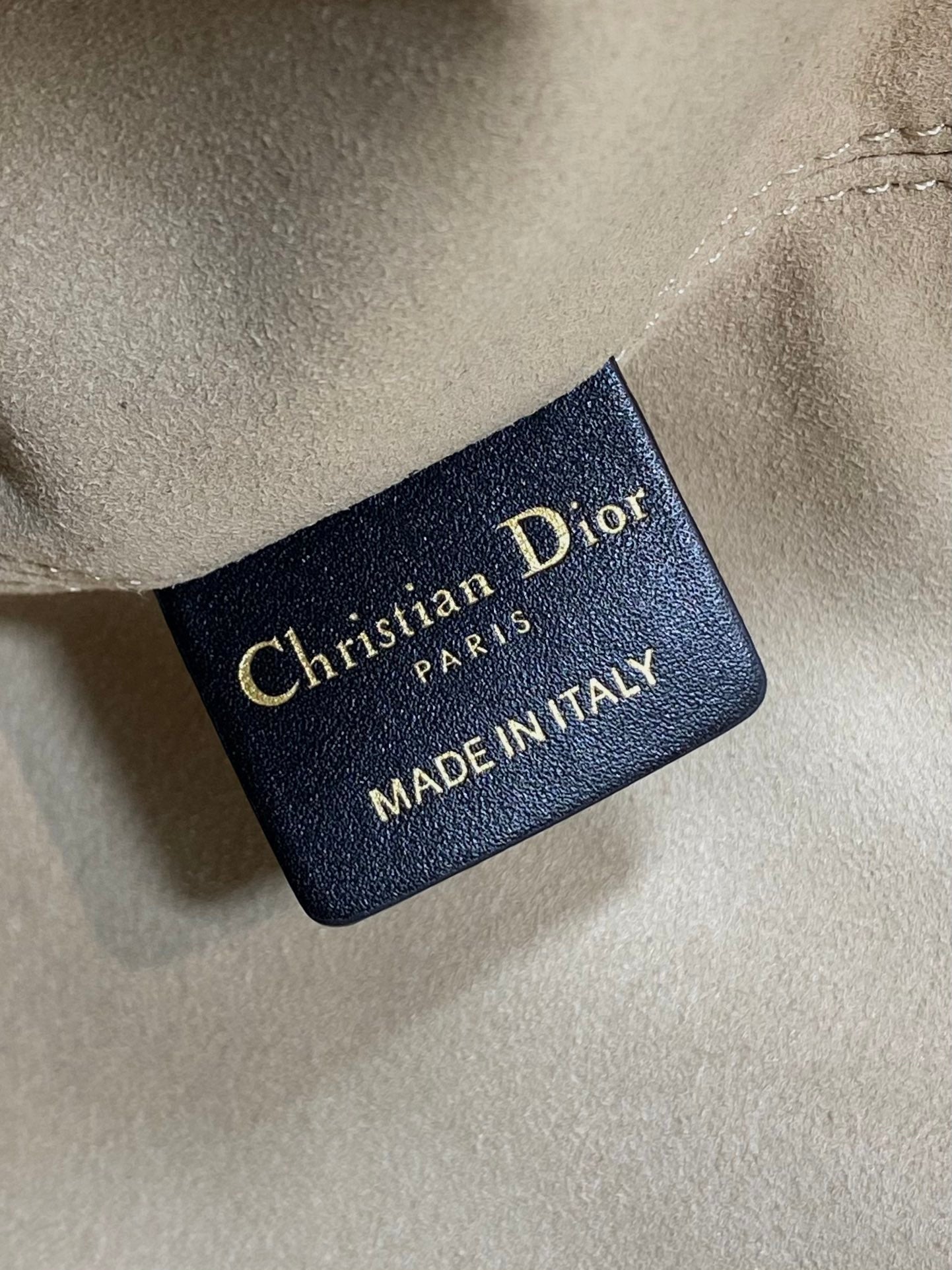 Luxury DiorToujour 28 Bag Beige Black Lambskin