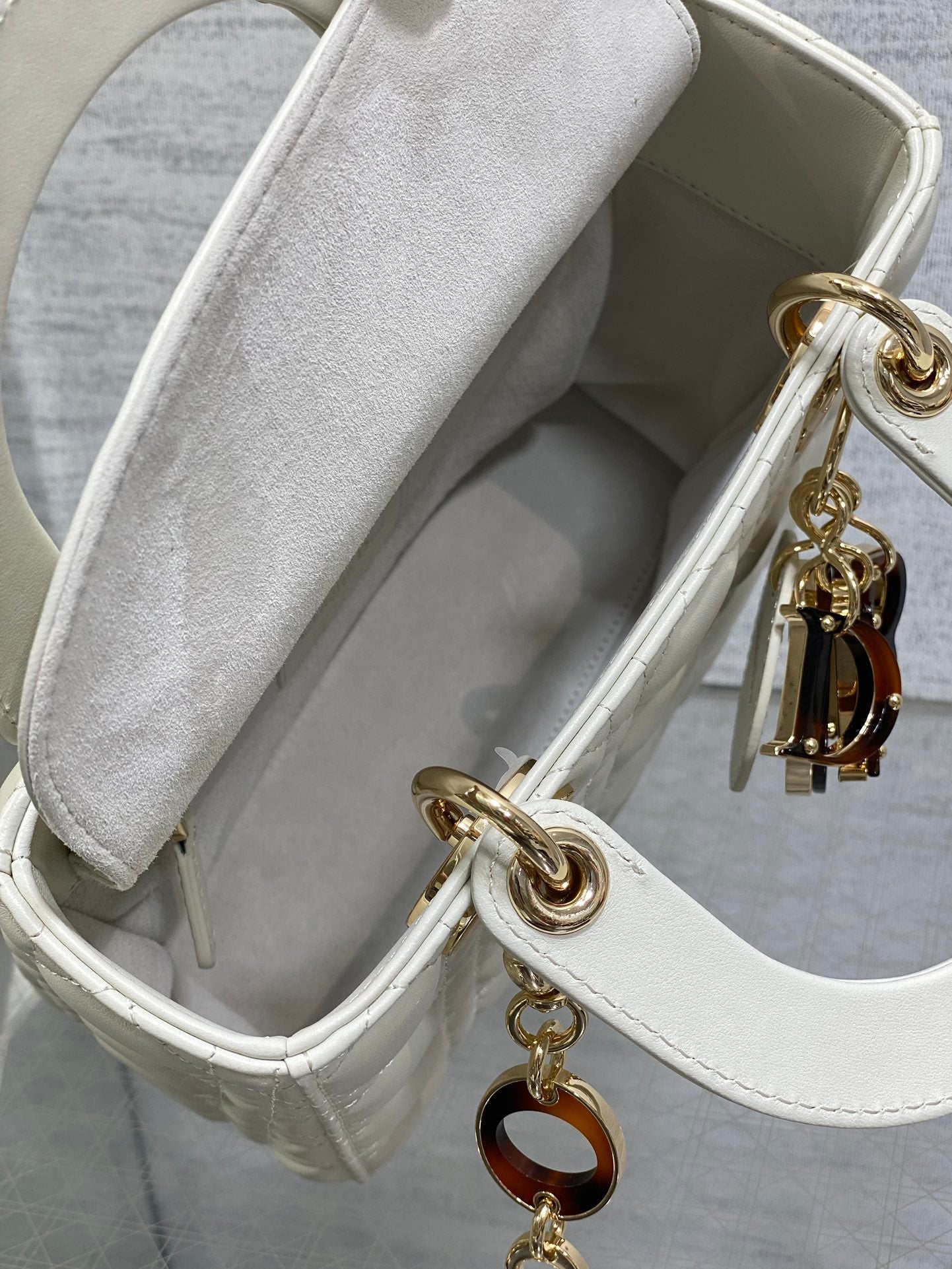 Luxury DiorLady Bag 20cm White Lambskin Brown Charm
