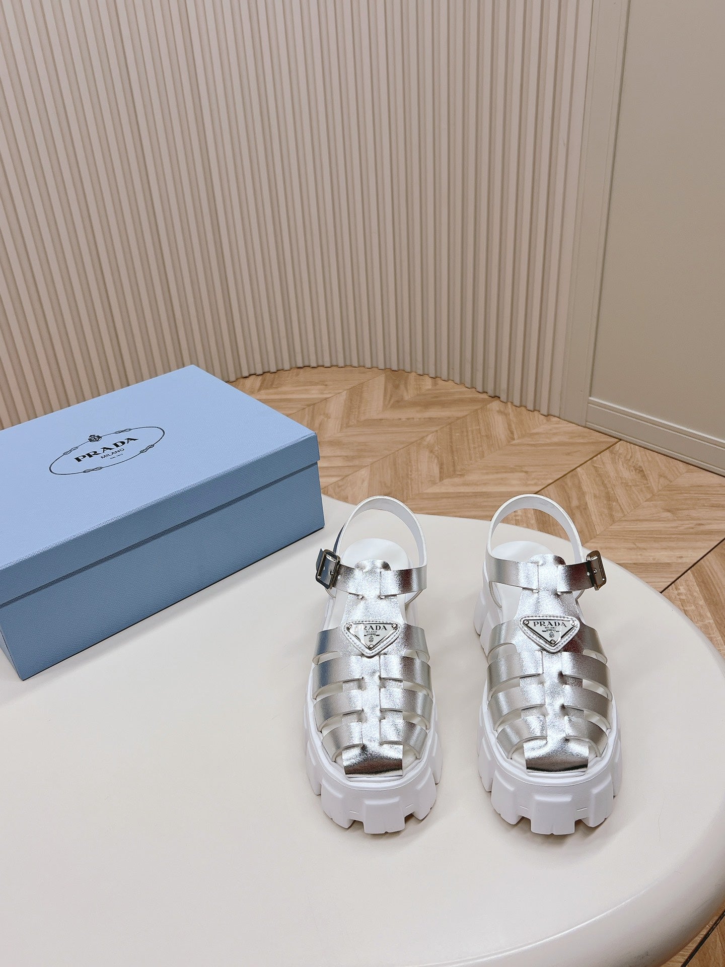 Luxury PradaRubber Monolith Sandals 55 Silver White