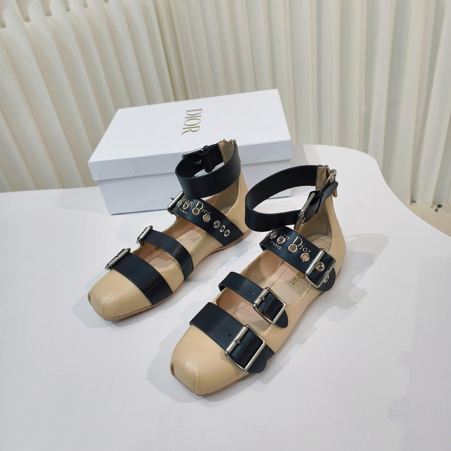 Luxury Dior25 Mary Jane Flat Calfskin and Suede 237989