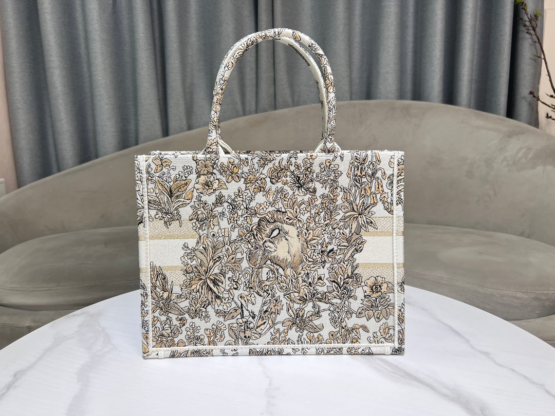Luxury DiorBook Tote 36.5 Beige White Canvas