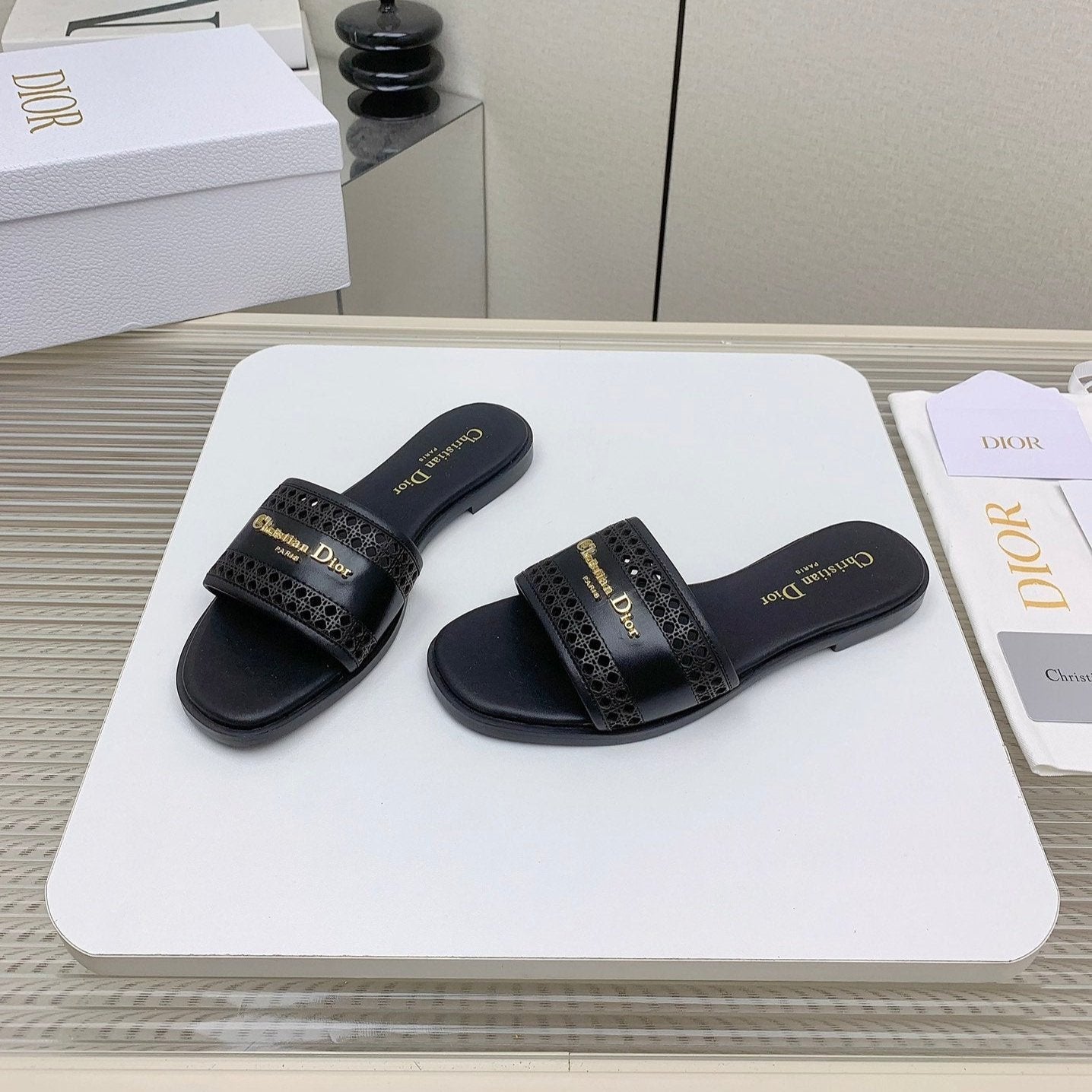 Luxury DiorD-Lane Slide In Black Cowhide 106281