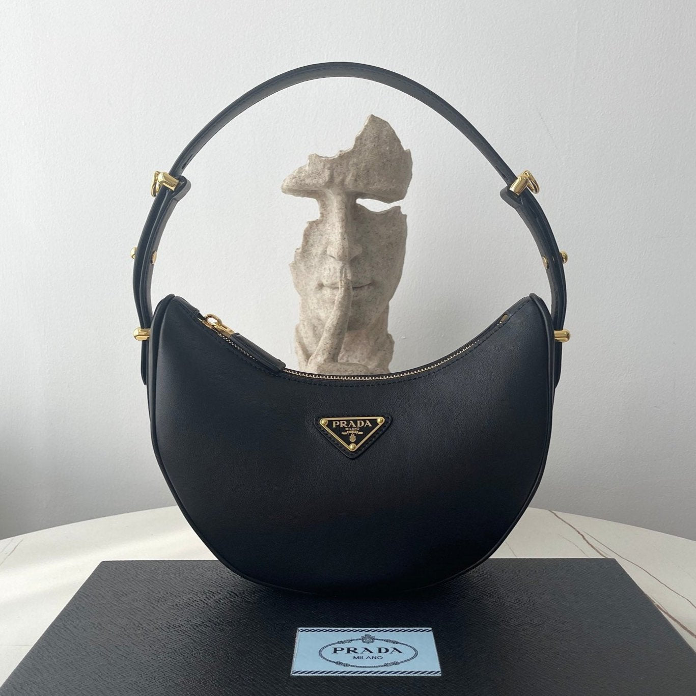Luxury PradaARQUÉ 22 SHOULDER BAG IN BLACK LEATHER