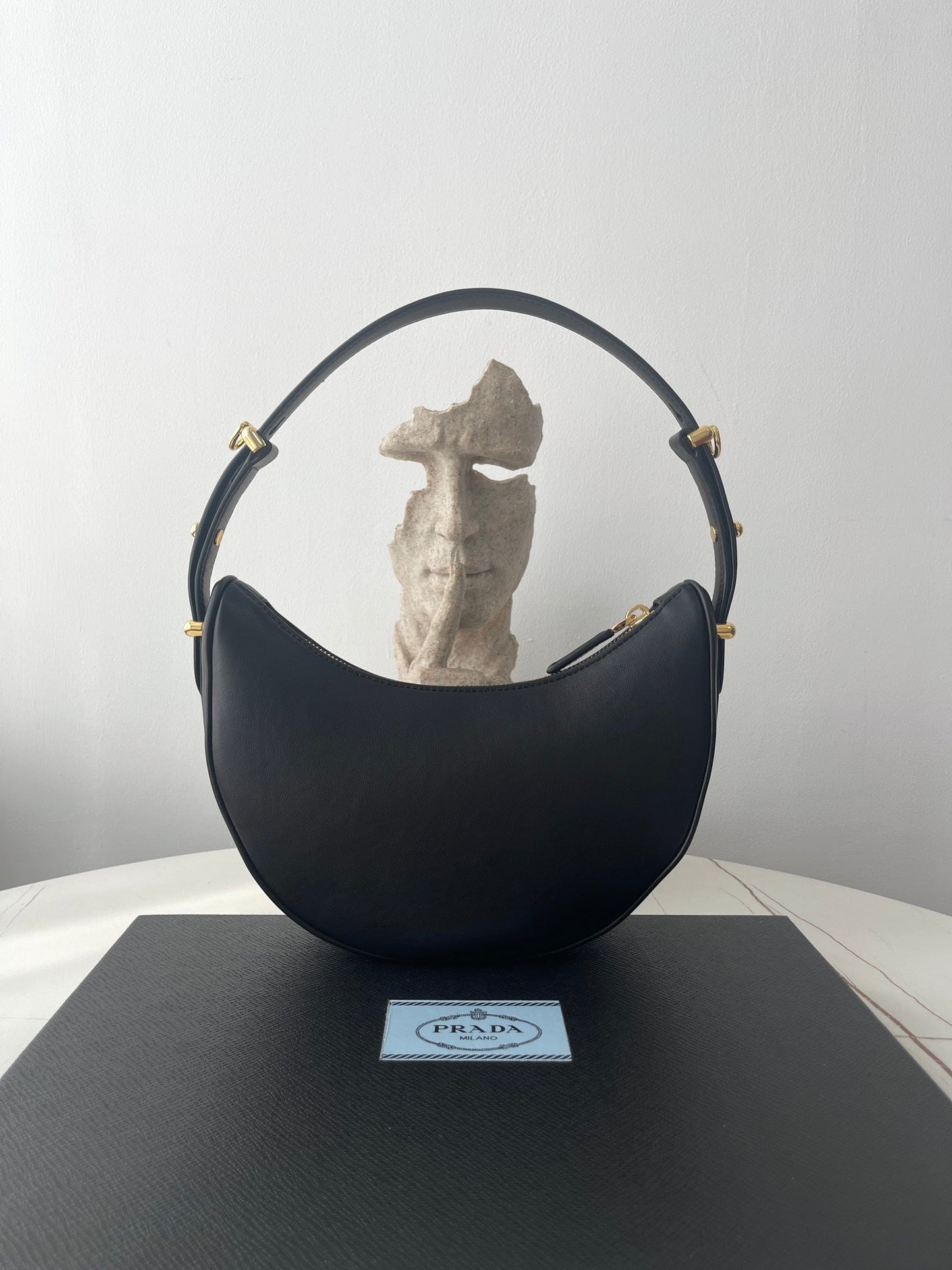 Luxury PradaARQUÉ 22 SHOULDER BAG IN BLACK LEATHER