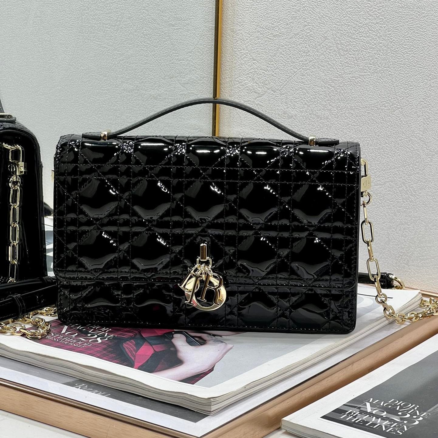 Luxury DiorMY 24 TOP HANDLE BAG BLACK PATENT LAMBSKIN