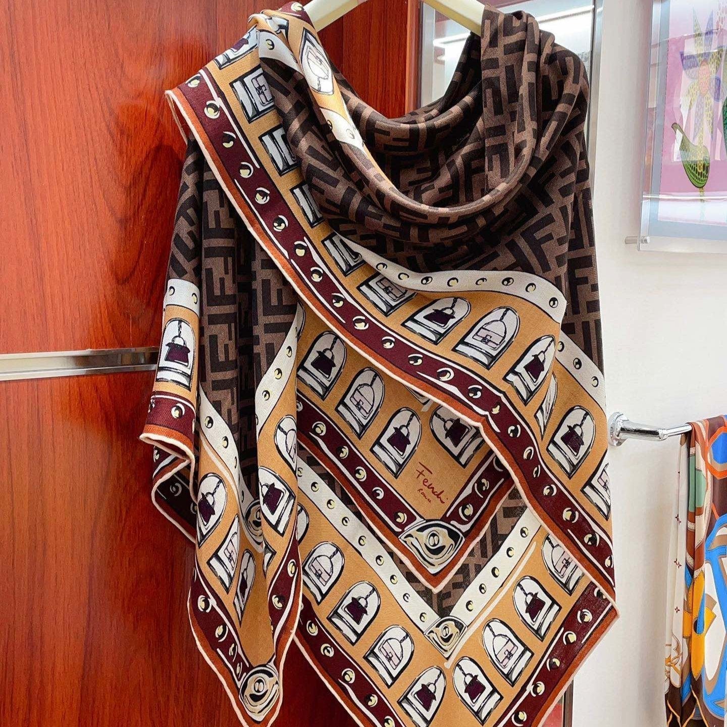 Luxury FendiFOULARD 140 CM IN BROWN FF SILK CASHMERE