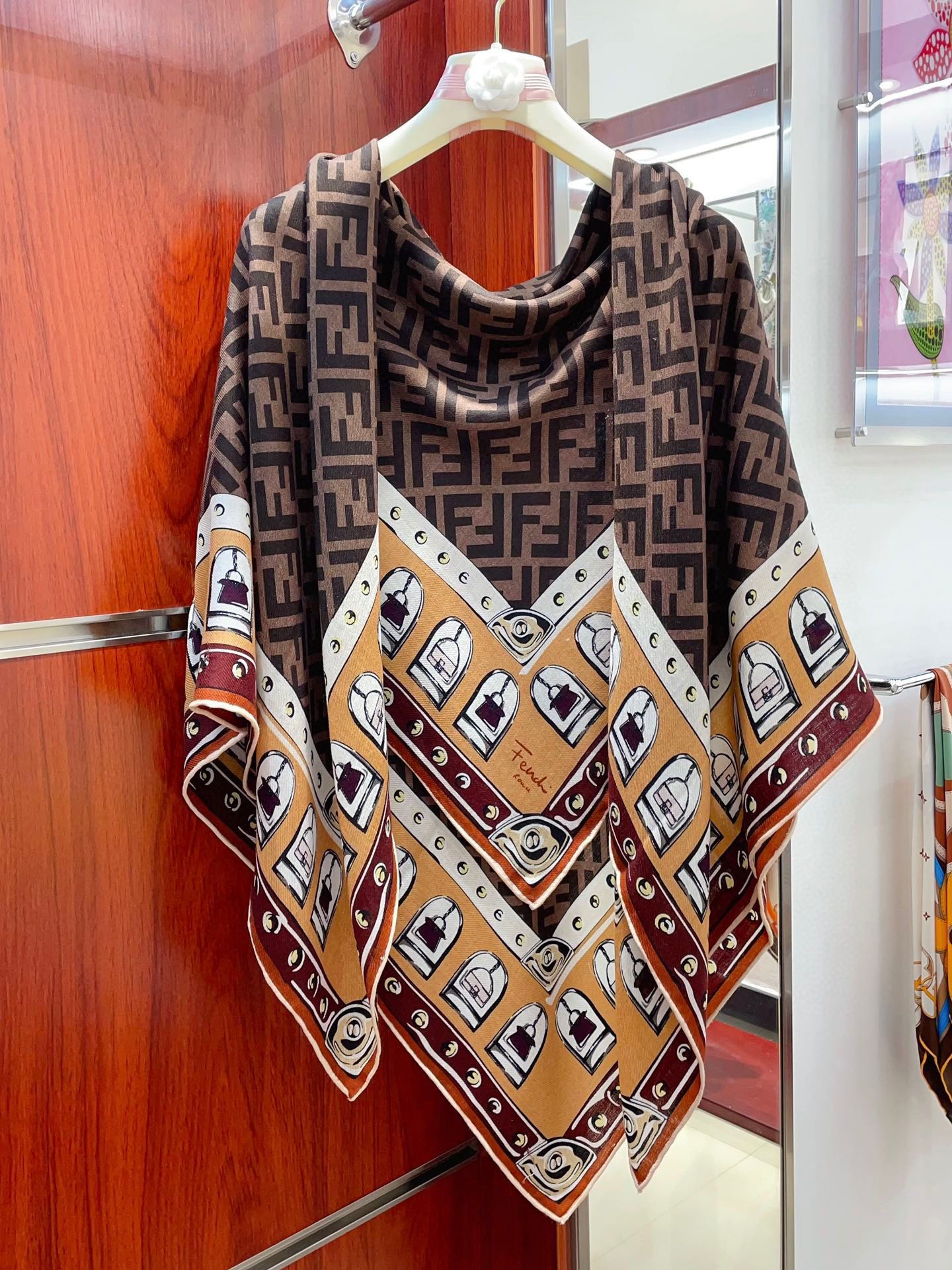 Luxury FendiFOULARD 140 CM IN BROWN FF SILK CASHMERE