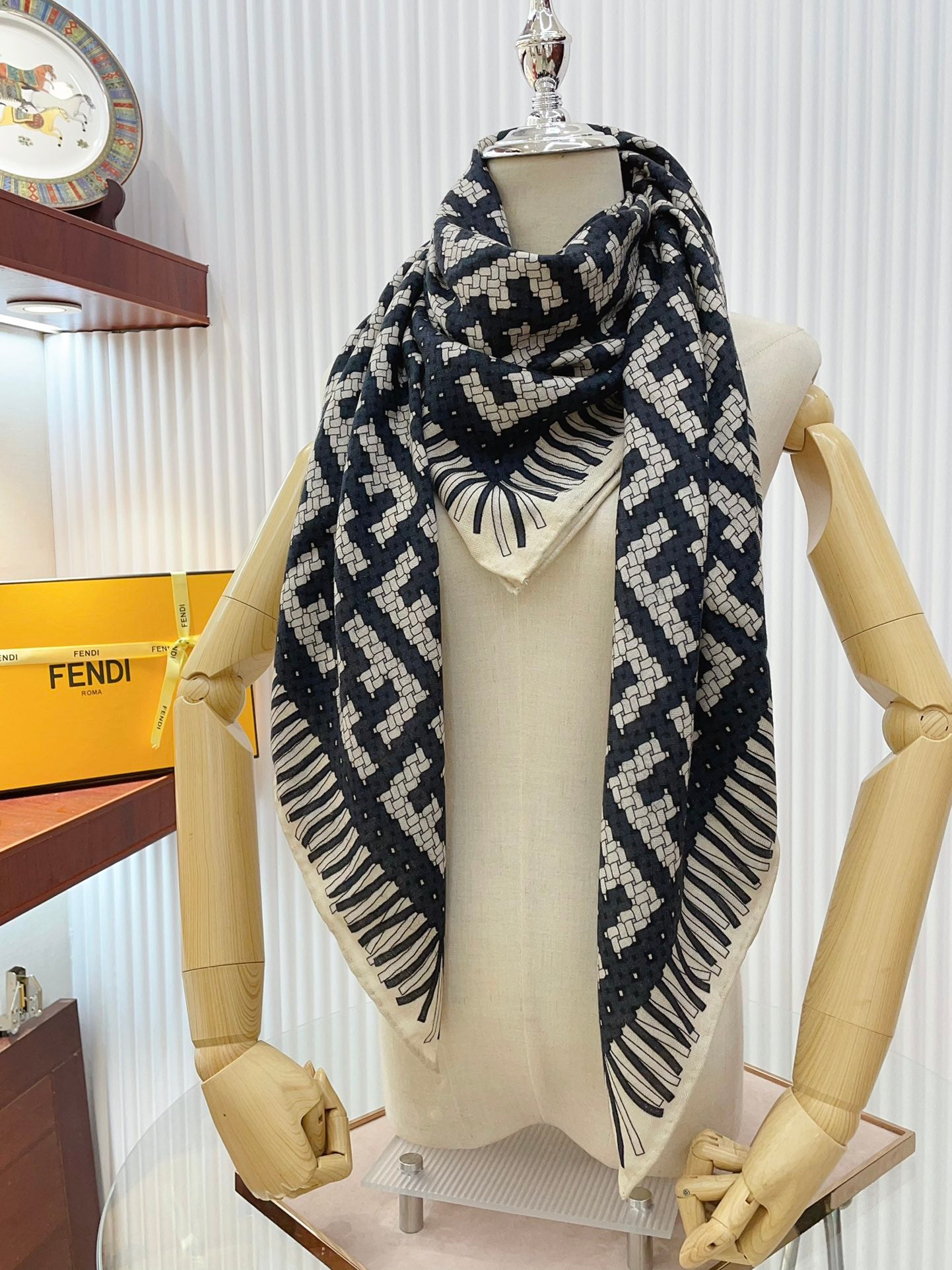 Luxury FendiFF PONCHO 140 CM SCRAF IN BLACK MONOGRAM SILK CASHMERE