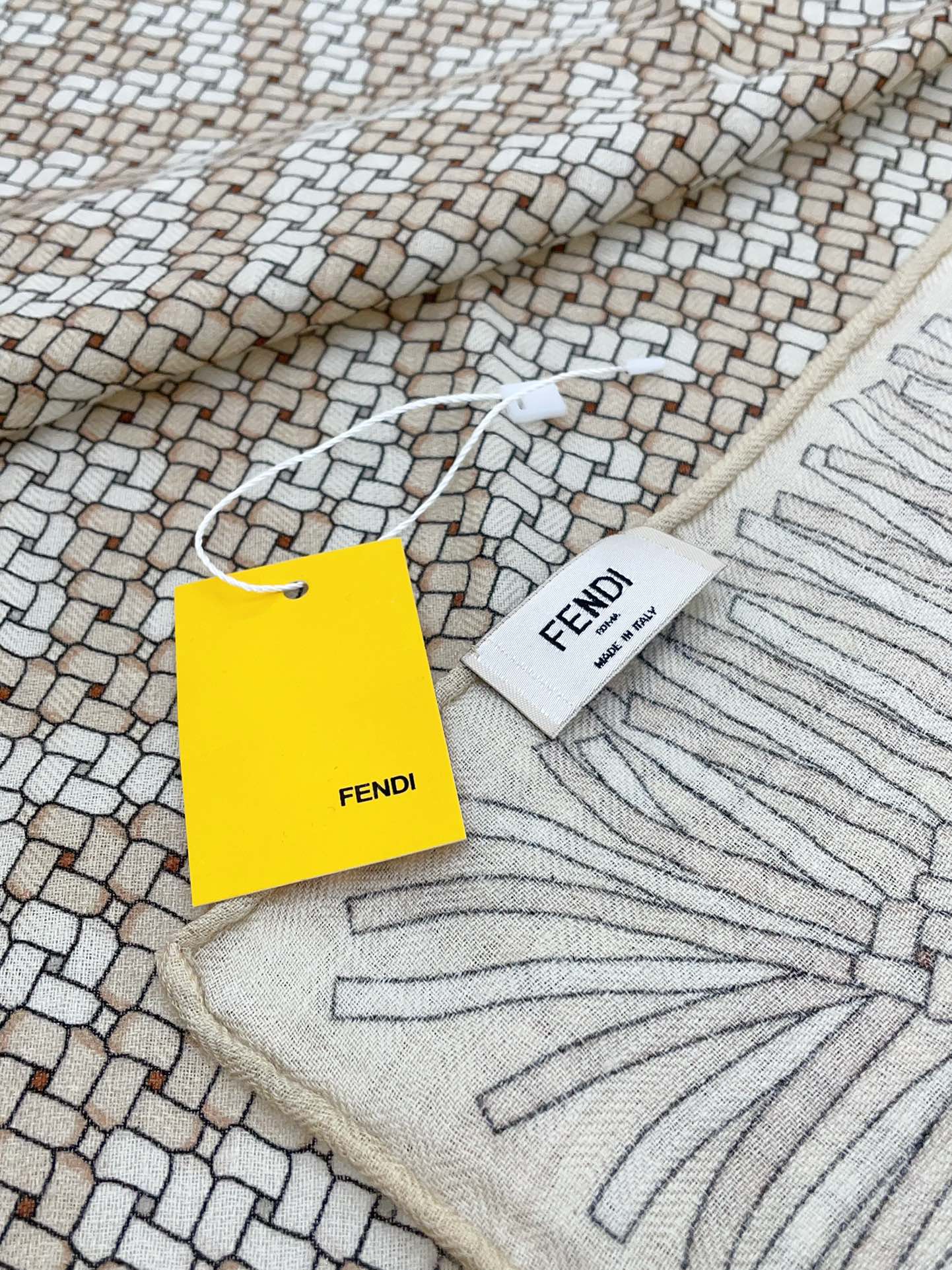 Luxury FendiFF PONCHO 140 CM SCRAF IN BEIGE MONOGRAM SILK CASHMERE