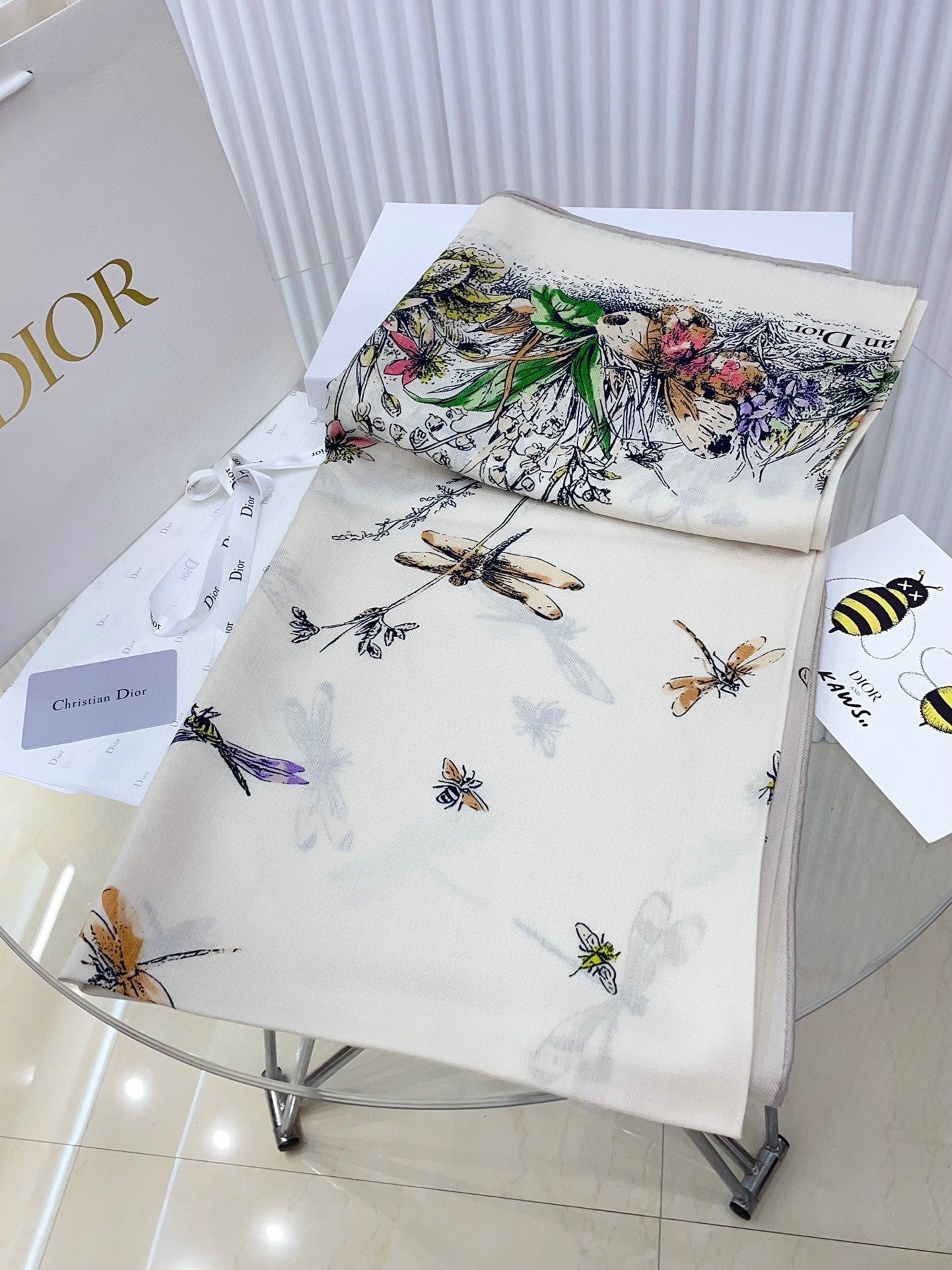 Luxury DiorSCARF 140 CM IN WHITE MONOGRAM SILK AND CASHMERE 415163