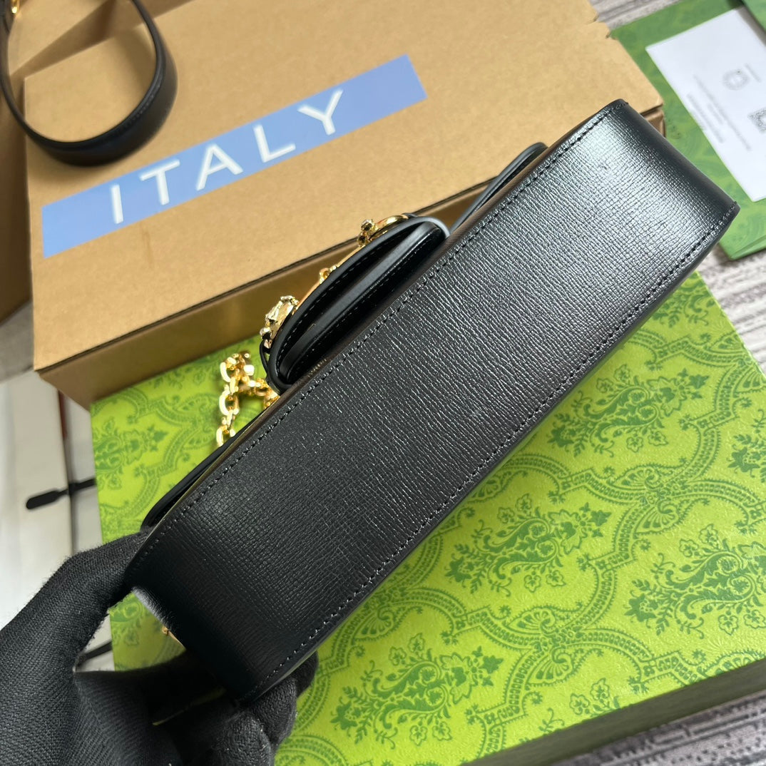 Luxury Gucci DIAMOND HORSEBIT SHOULDER BAG 24 IN BLACK CALFSKIN GOLD HARDWARE