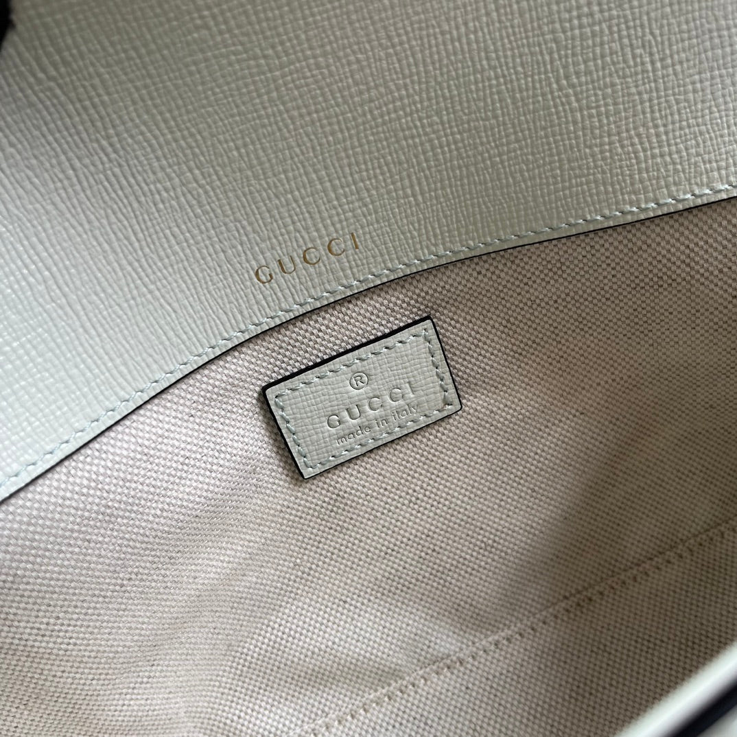 Luxury Gucci DIAMOND HORSEBIT SHOULDER BAG 24 IN WHITE CALFSKIN GOLD HARDWARE