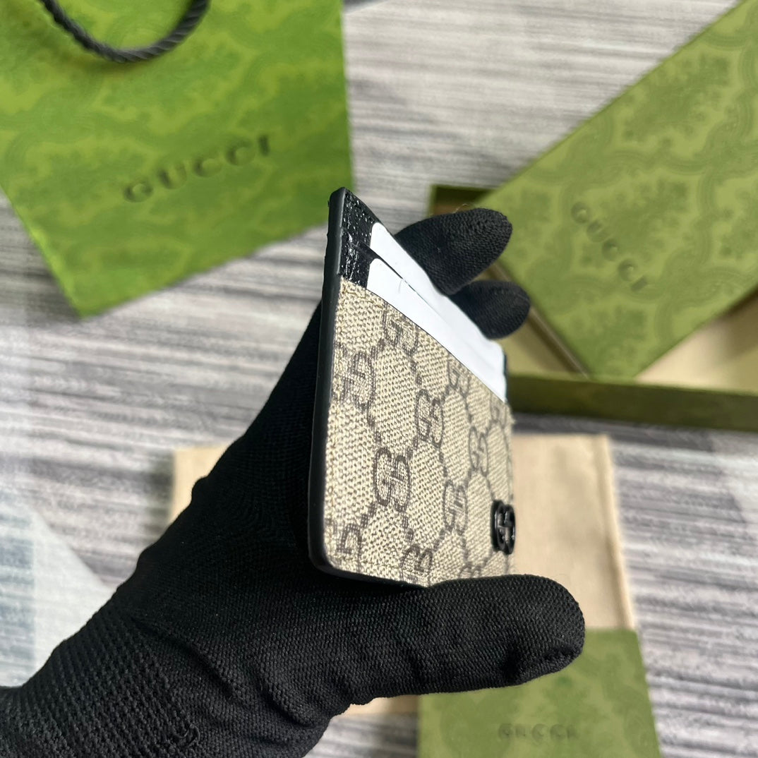 Luxury Gucci GG CARD CASE 11 WITH GG DETAIL IN BEIGE BROWN CALFSKIN