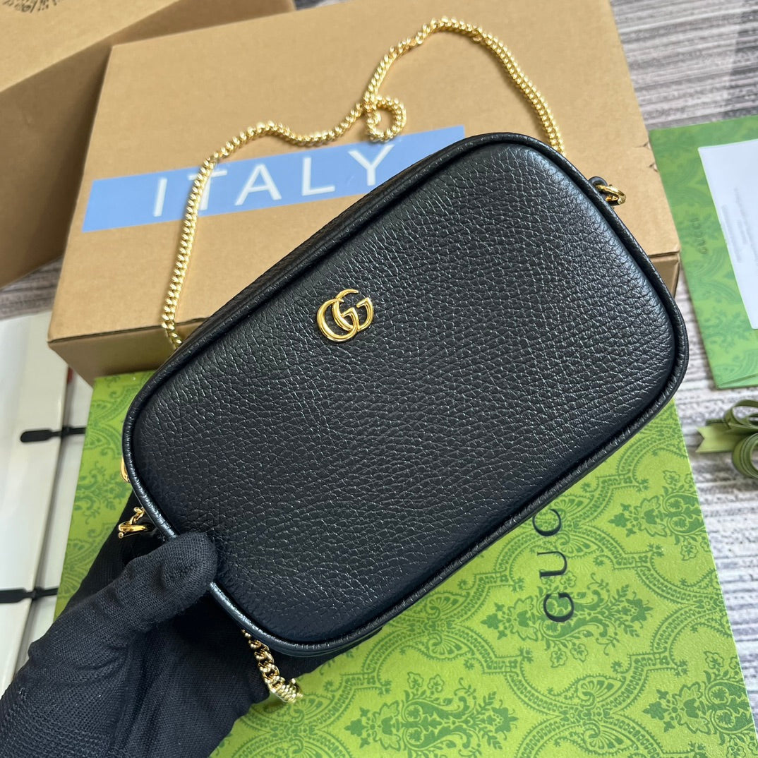 Luxury Gucci GG MARMONT MINI 18 BAG IN BLACK CALFSKIN