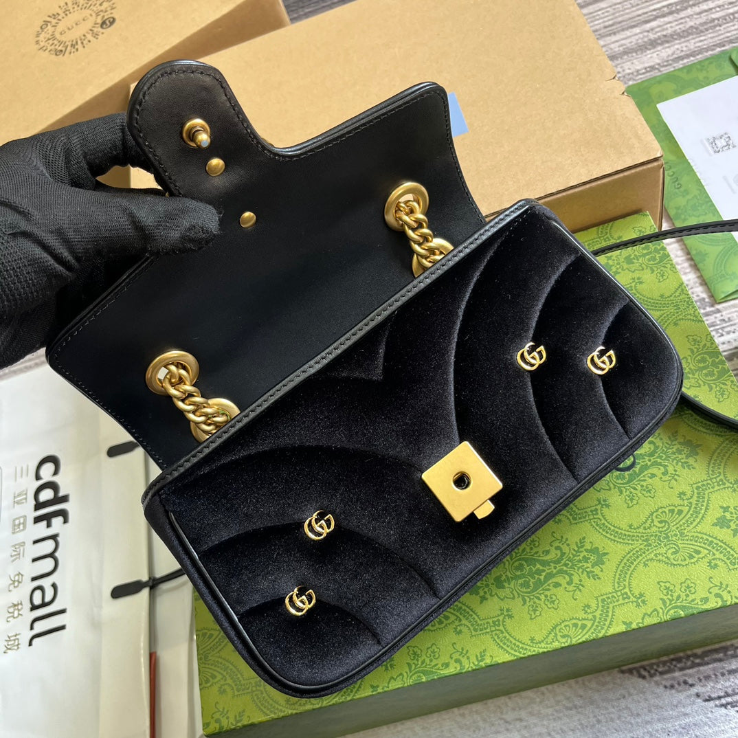Luxury Gucci GG MARMONT MINI 22 BAG IN BLACK VELVET