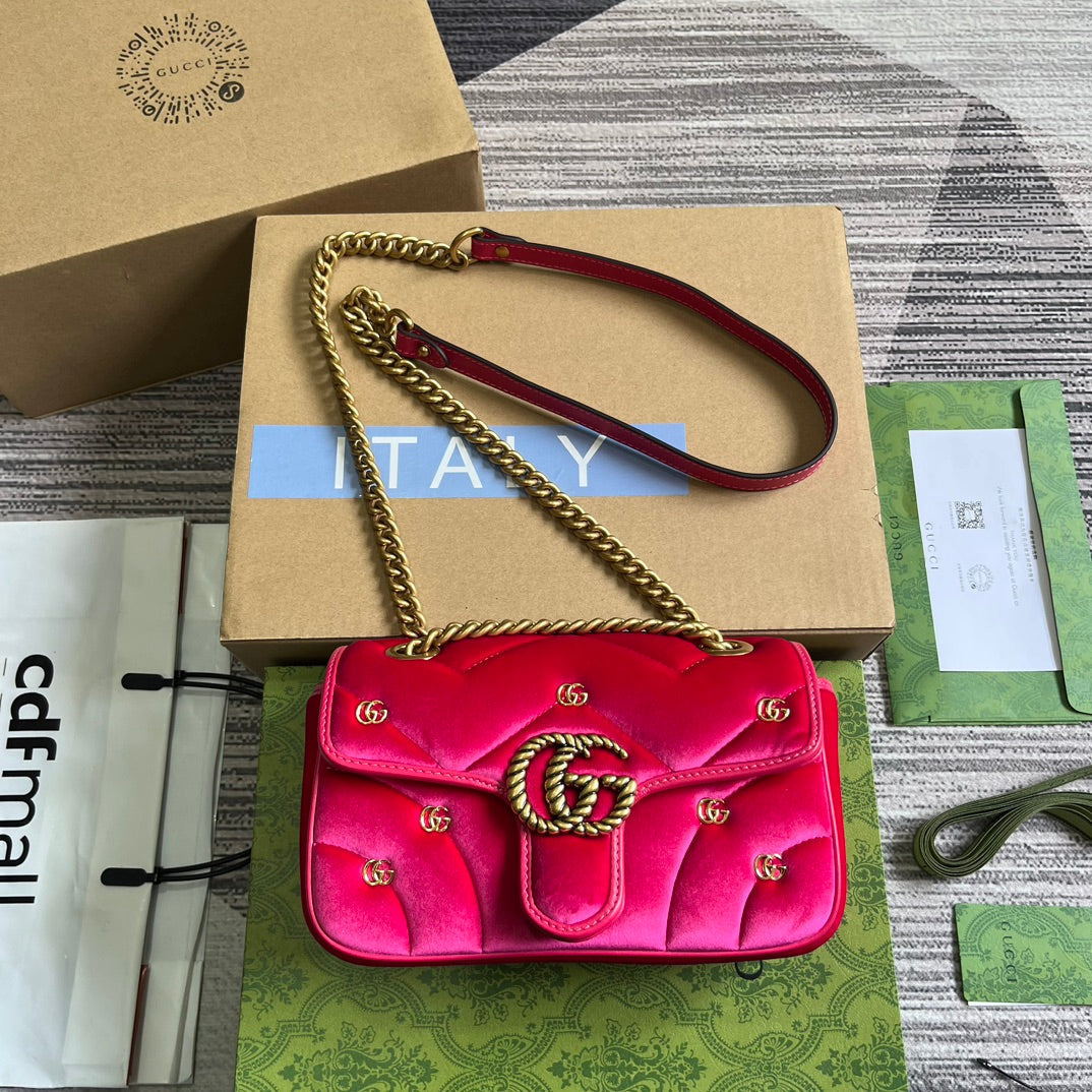 Luxury Gucci GG MARMONT MINI 22 BAG IN BRIGHT PINK VELVET