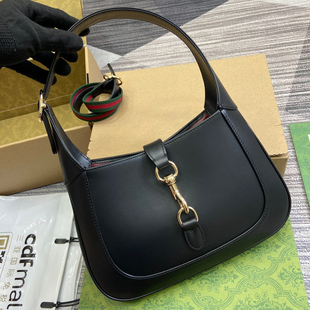 Luxury Gucci JACKIE SMALL SHOULDER BAG 27 IN BLACK CALFSKIN GOLD HARDWARE