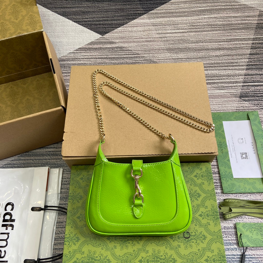 Luxury Gucci JACKIE NOTTE MINI BAG 19 IN LIME GREEN CRACKED LACQUER CALFSKIN GOLD HARDWARE
