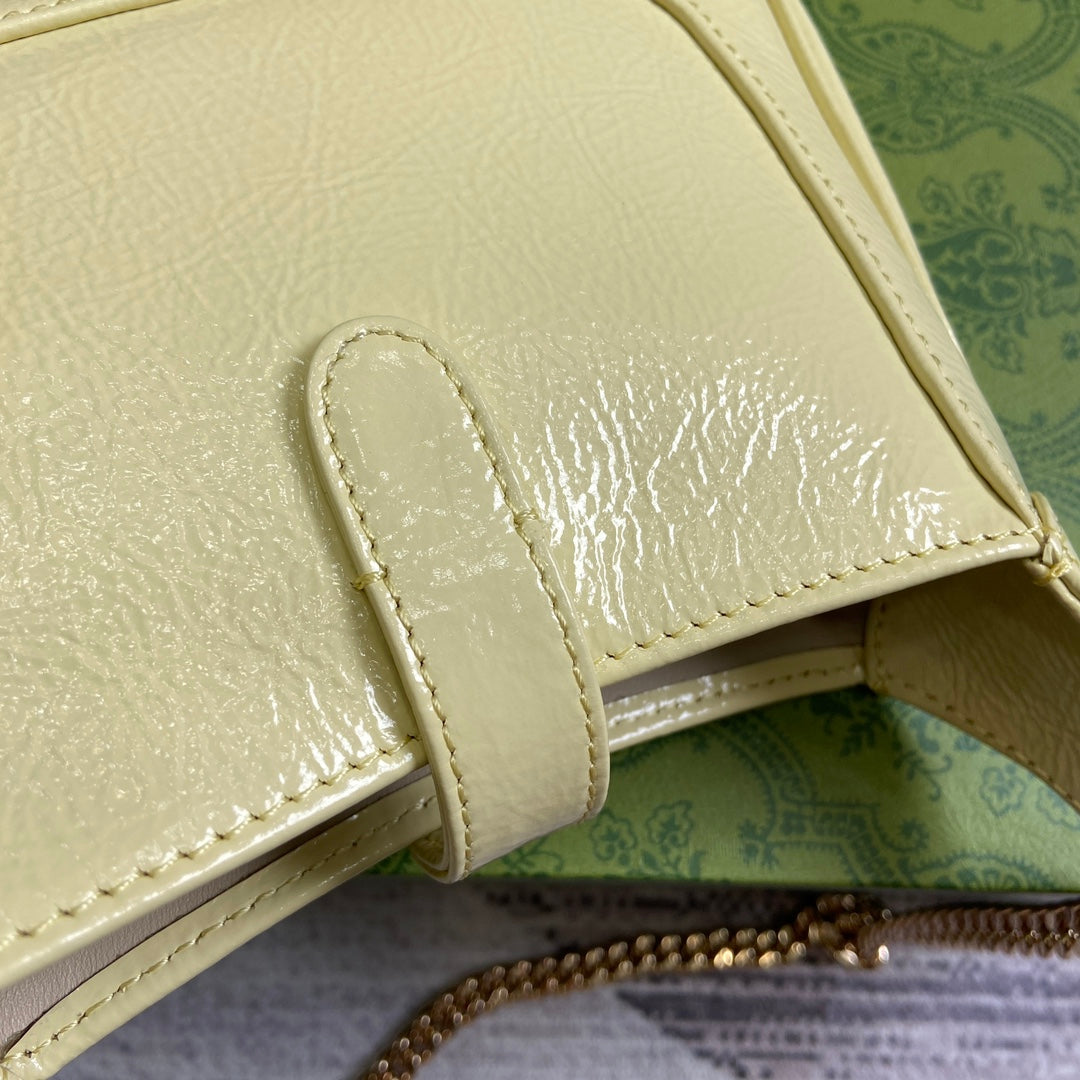 Luxury Gucci JACKIE NOTTE MINI BAG 19 IN LIGHT YELLOW CRACKED LACQUER CALFSKIN GOLD HARDWARE