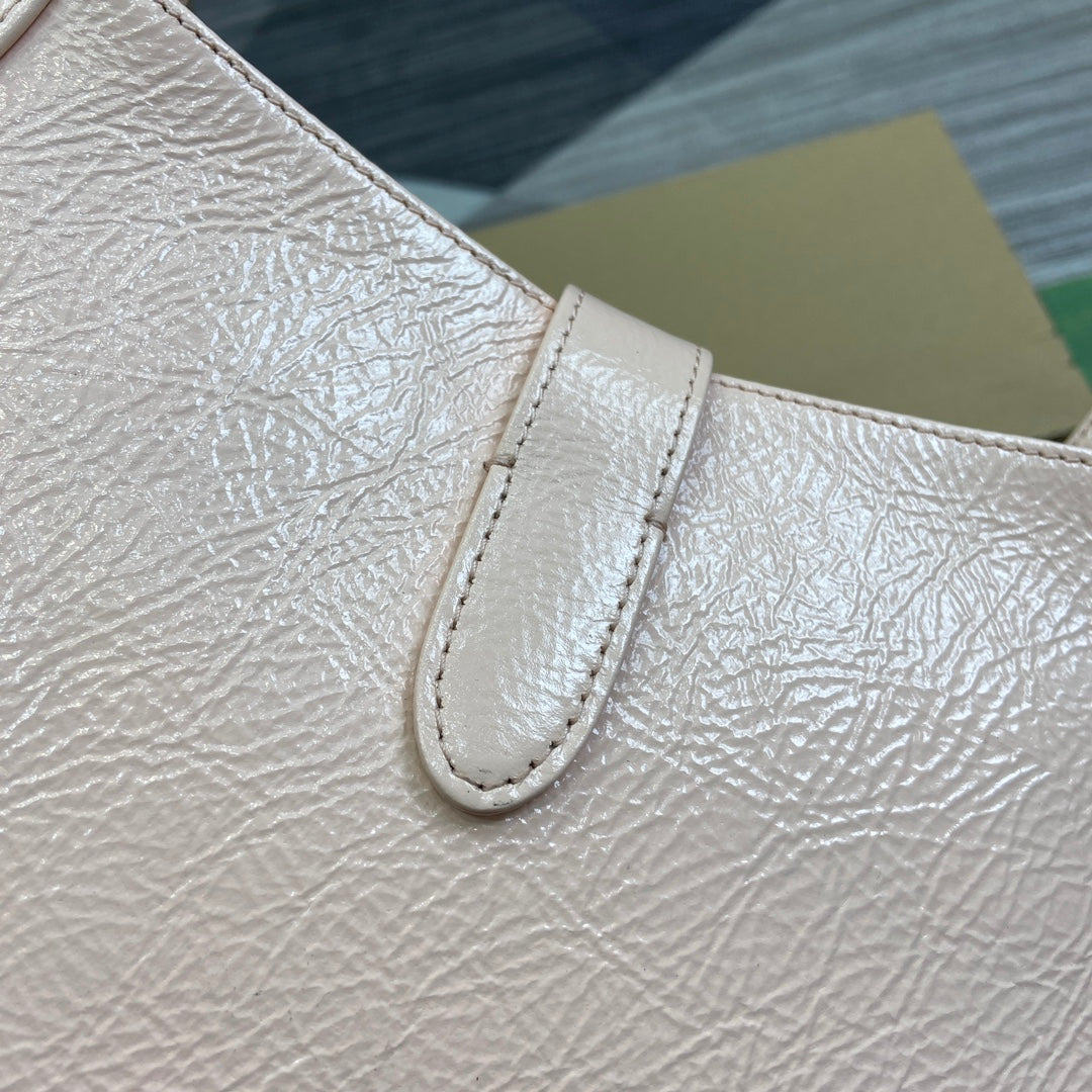 Luxury Gucci JACKIE SMALL SHOULDER BAG 27 IN LIGHT PINK CRACKED LACQUER CALFSKIN GOLD HARDWARE