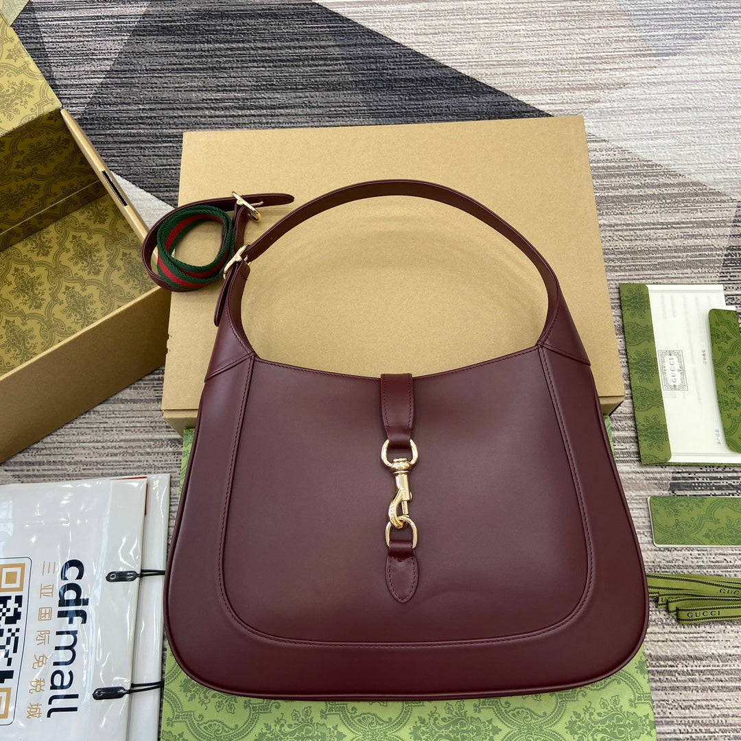 Luxury Gucci JACKIE MEDIUM SHOULDER BAG 35 IN WINE RED CALFSKIN GOLD HARDWARE