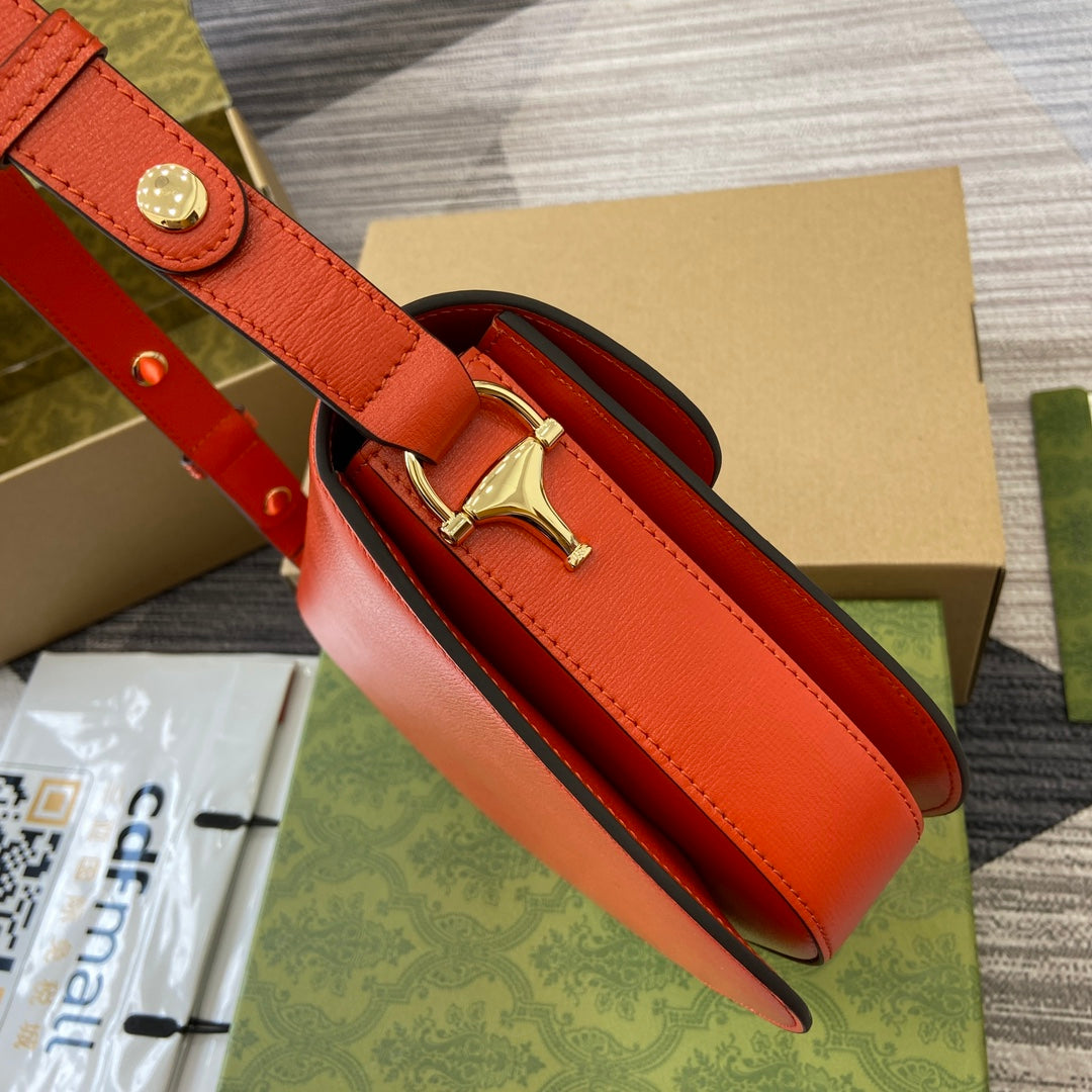 Luxury Gucci HORSEBIT 1955 SHOULDER BAG 25 IN ORANGE LAMBSKIN GOLD HARDWARE