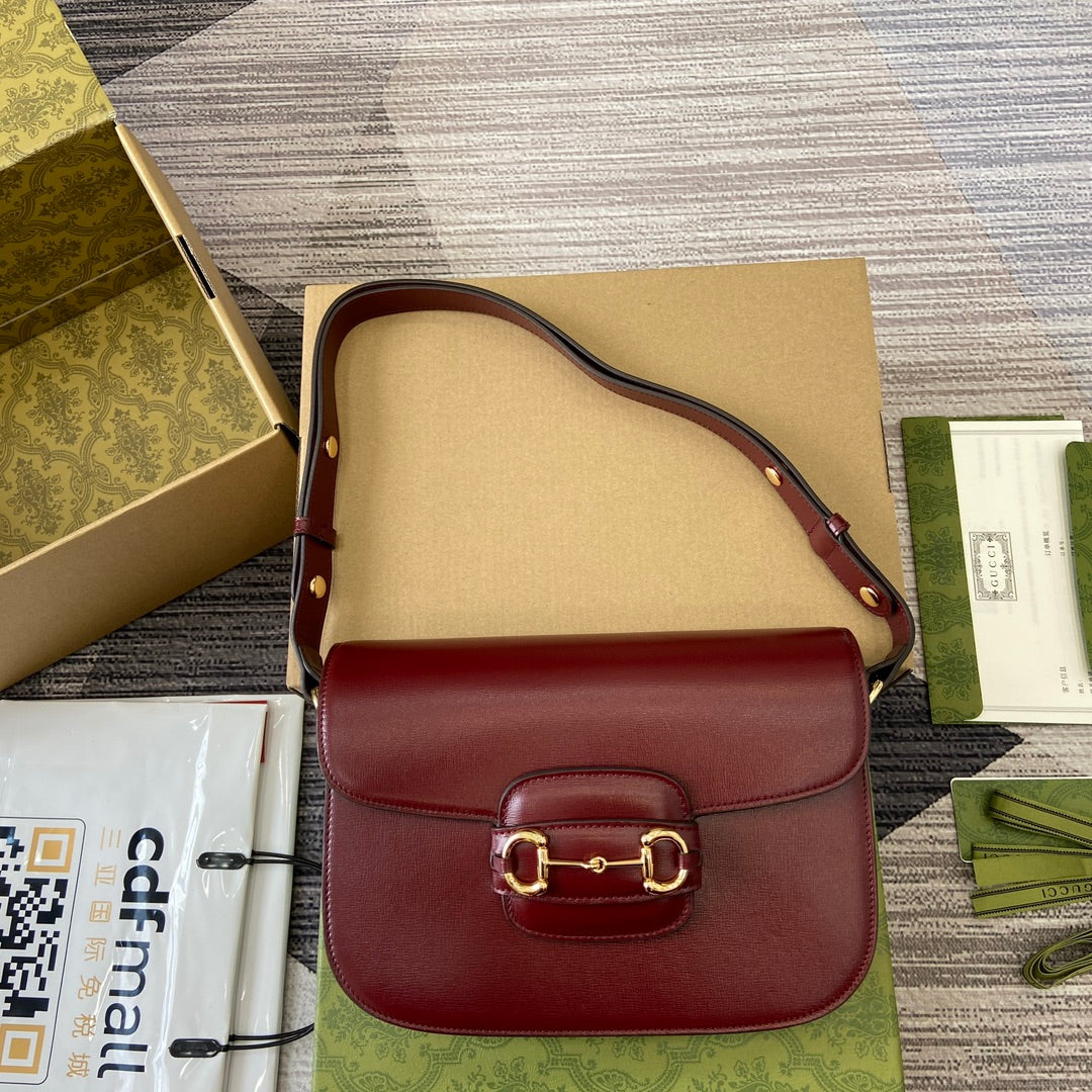 Luxury Gucci HORSEBIT 1955 SHOULDER BAG 25 IN WINE RED LAMBSKIN GOLD HARDWARE