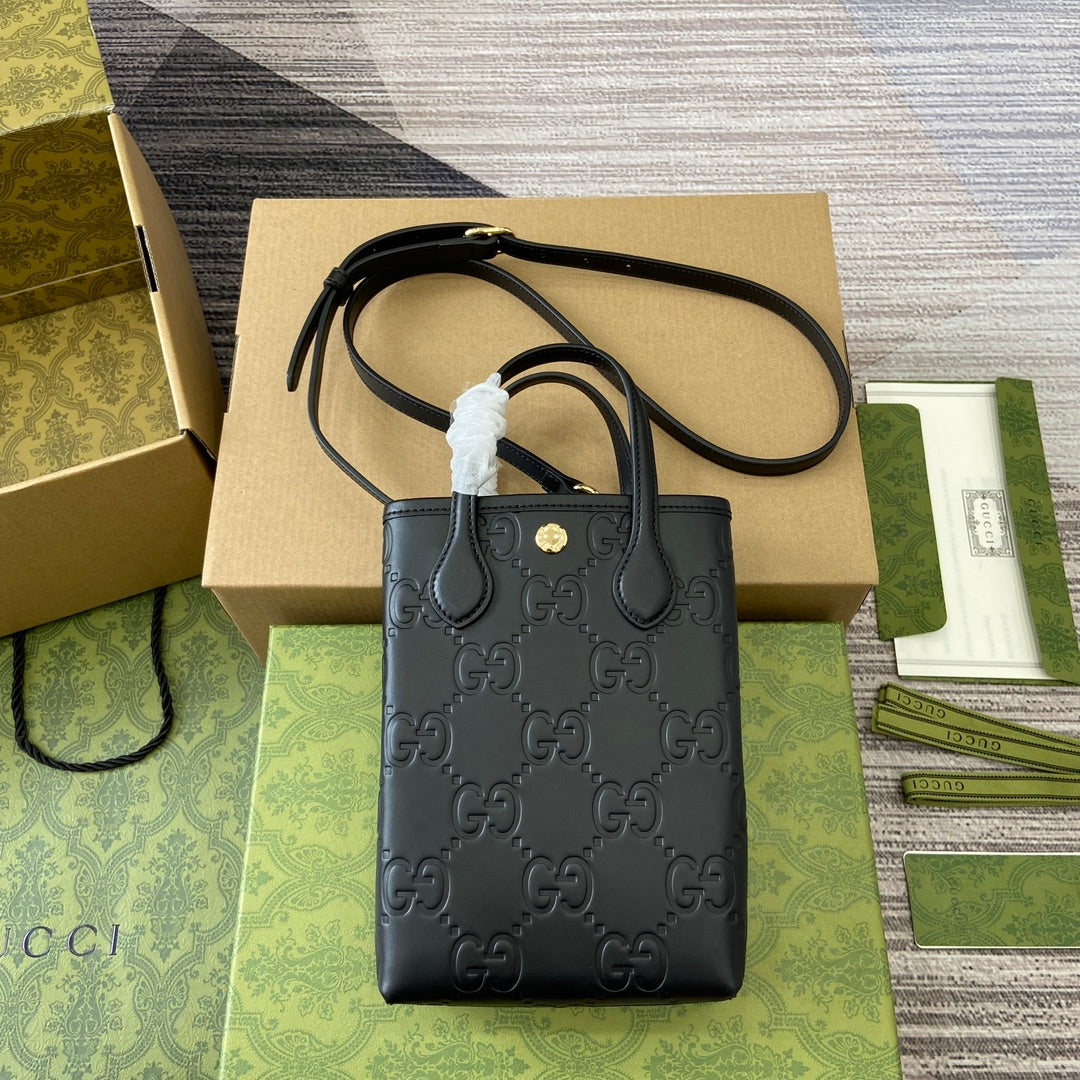 Luxury Gucci GG 20 SUPER MINI BAG WITH STRAP IN BLACK CALFSKIN
