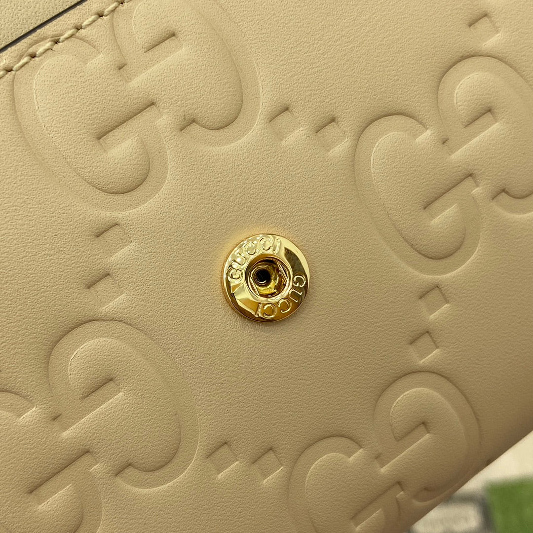 Luxury Gucci CONTINENTAL WALLET 19 IN LIGHT YELLOW EMBOSSED CALFSKIN GOLD HARDWARE