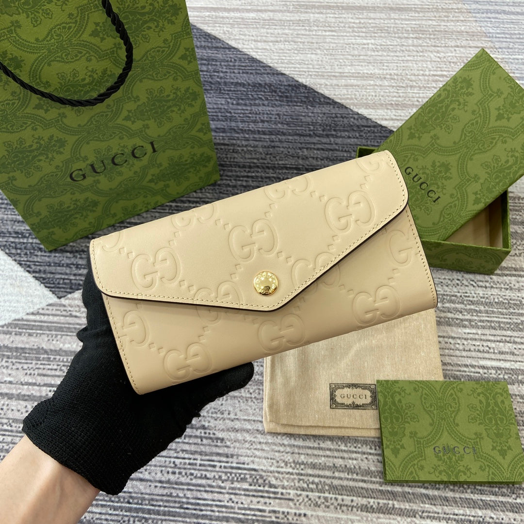 Luxury Gucci CONTINENTAL WALLET 19 IN LIGHT YELLOW EMBOSSED CALFSKIN GOLD HARDWARE