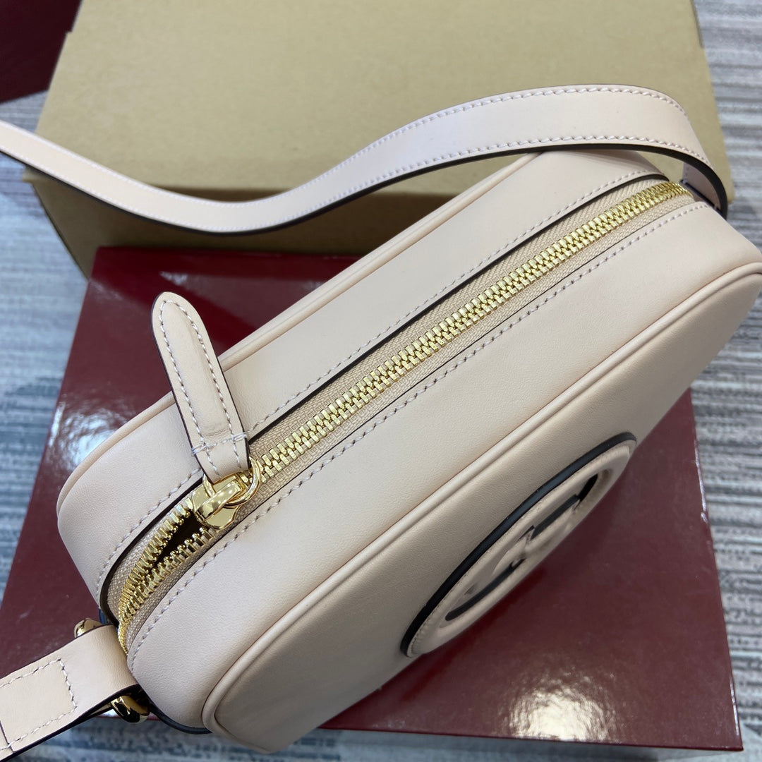 Luxury Gucci BLONDIE MINI SHOULDER BAG 21 IN WHITE CALFSKIN